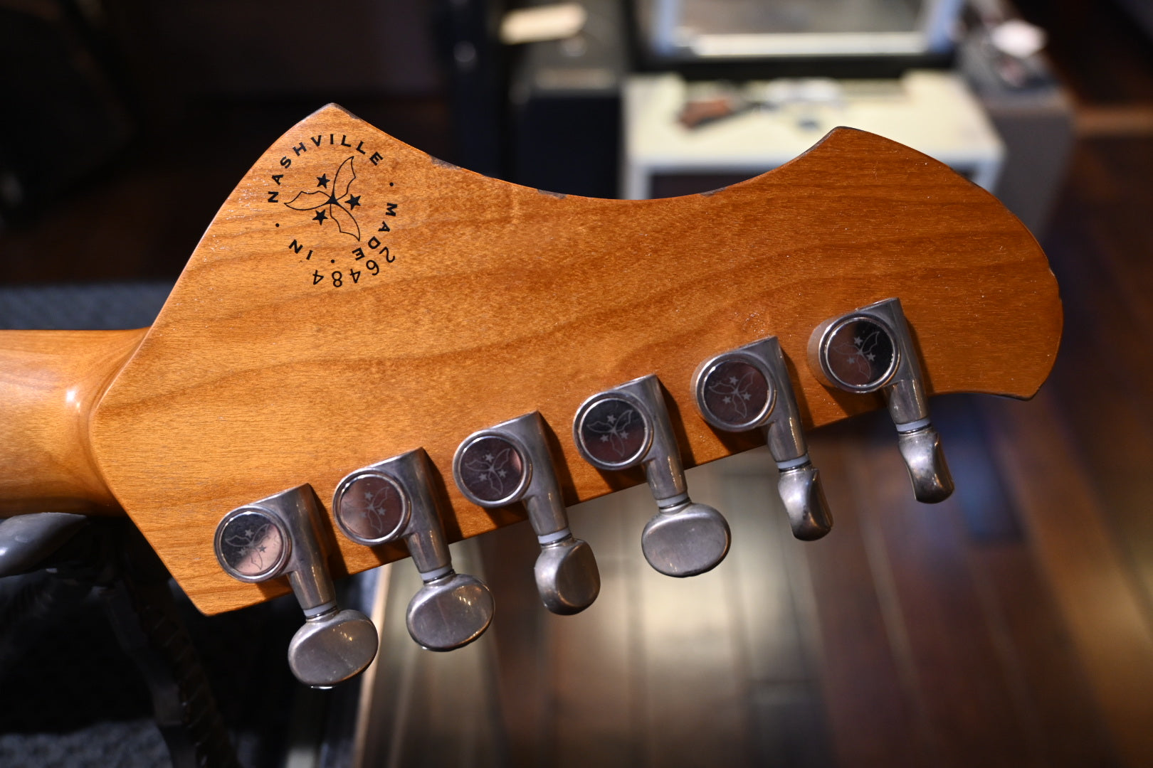 Novo Miris J - Amber Guitar #6484 - Danville Music