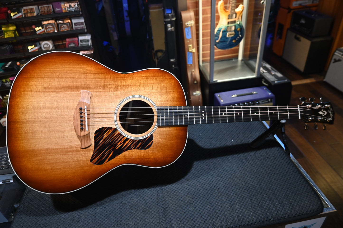 Taylor Gold Label 717e - Sunburst Guitar #5022