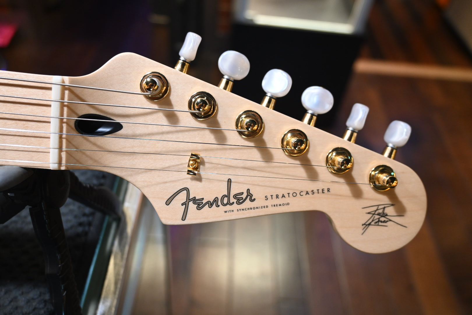 Fender Richie Kotzen Stratocaster Transparent White Burst Guitar