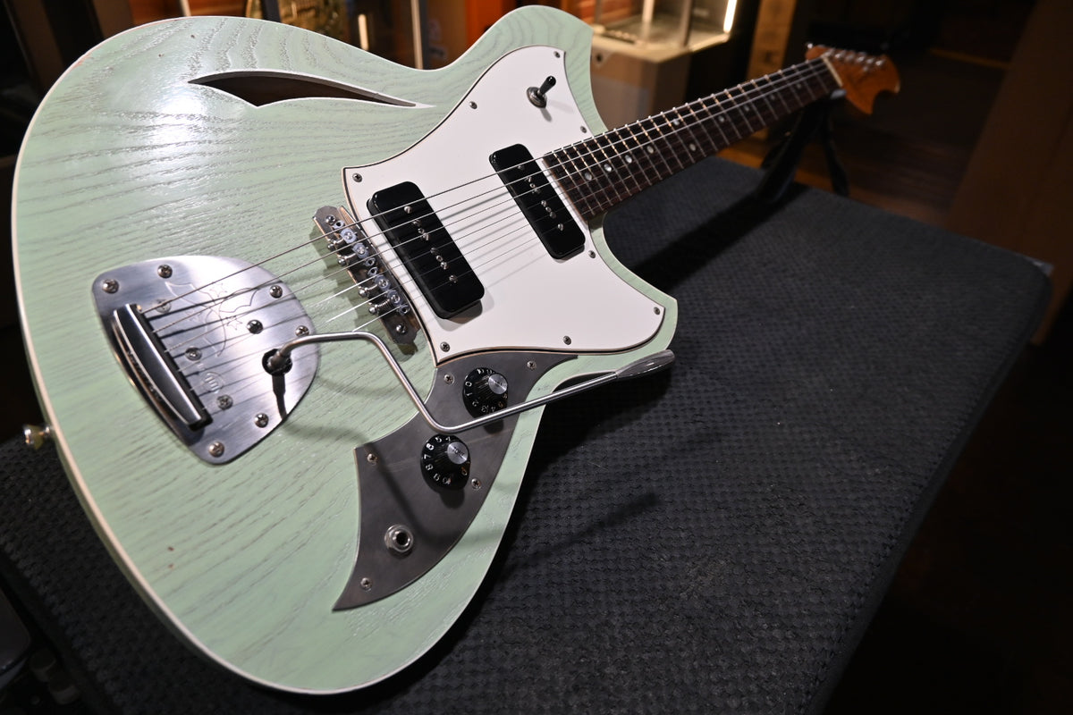 Novo Miris J - Surf Mary Kaye Guitar #1170