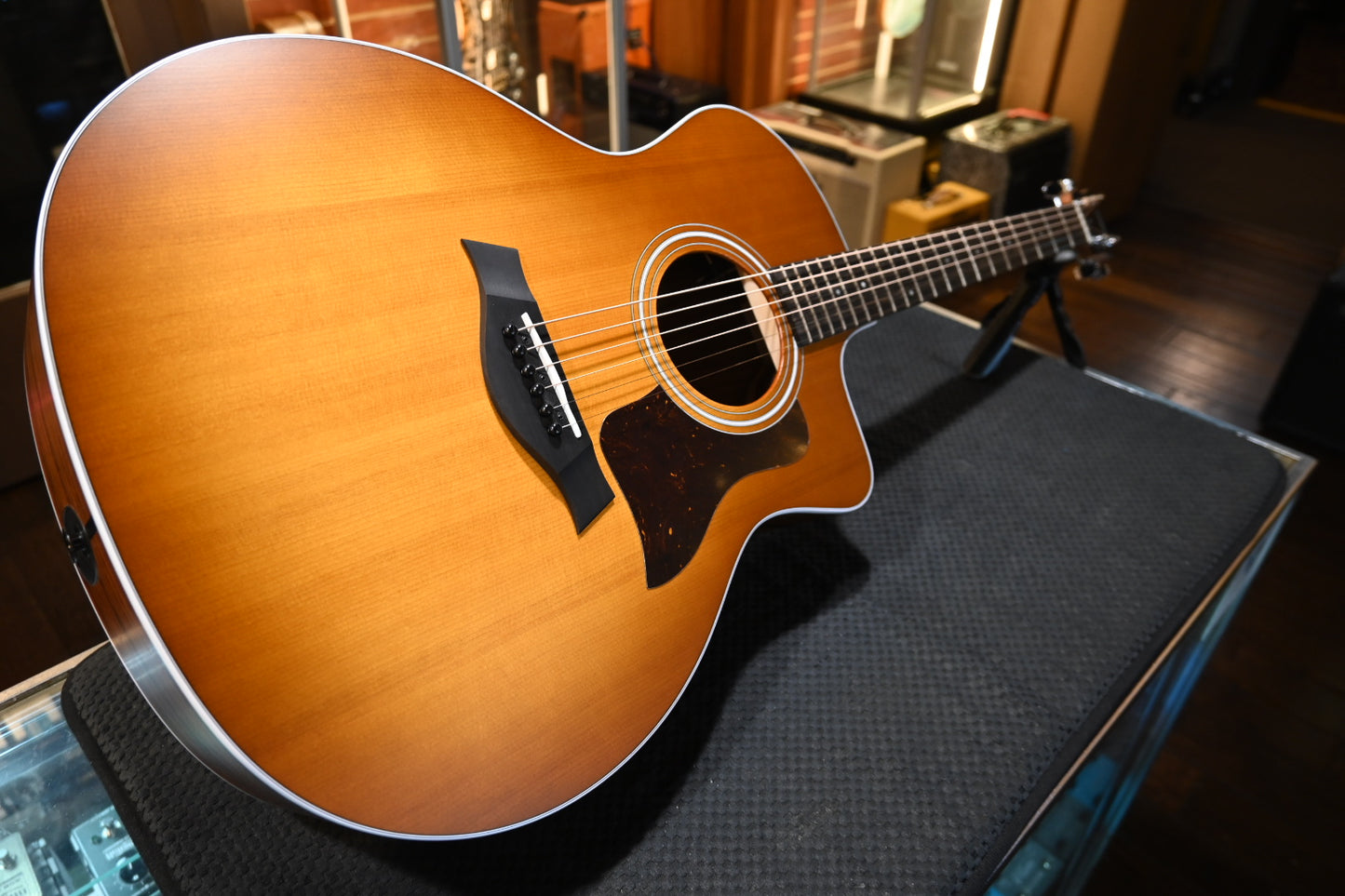 Taylor 214ce Special Edition - Honeyburst Guitar #6467