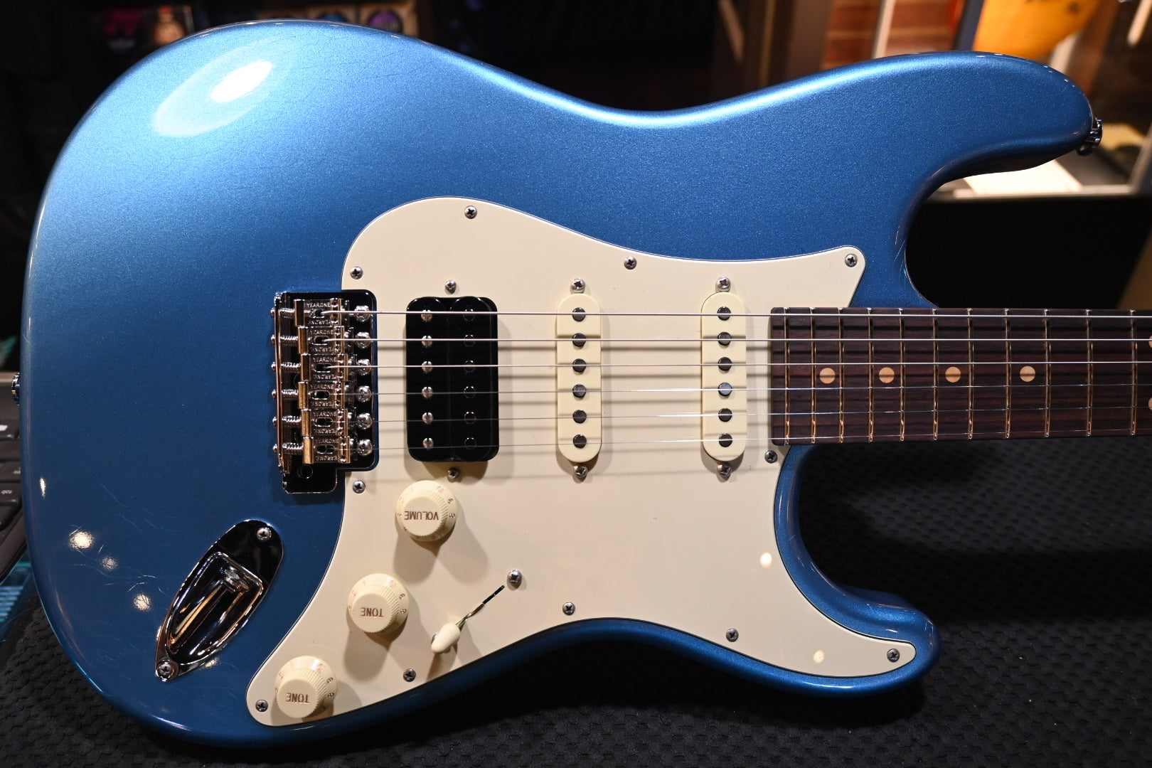 Suhr Classic S Vintage LE Lake Placid Blue Guitar | Danville Music