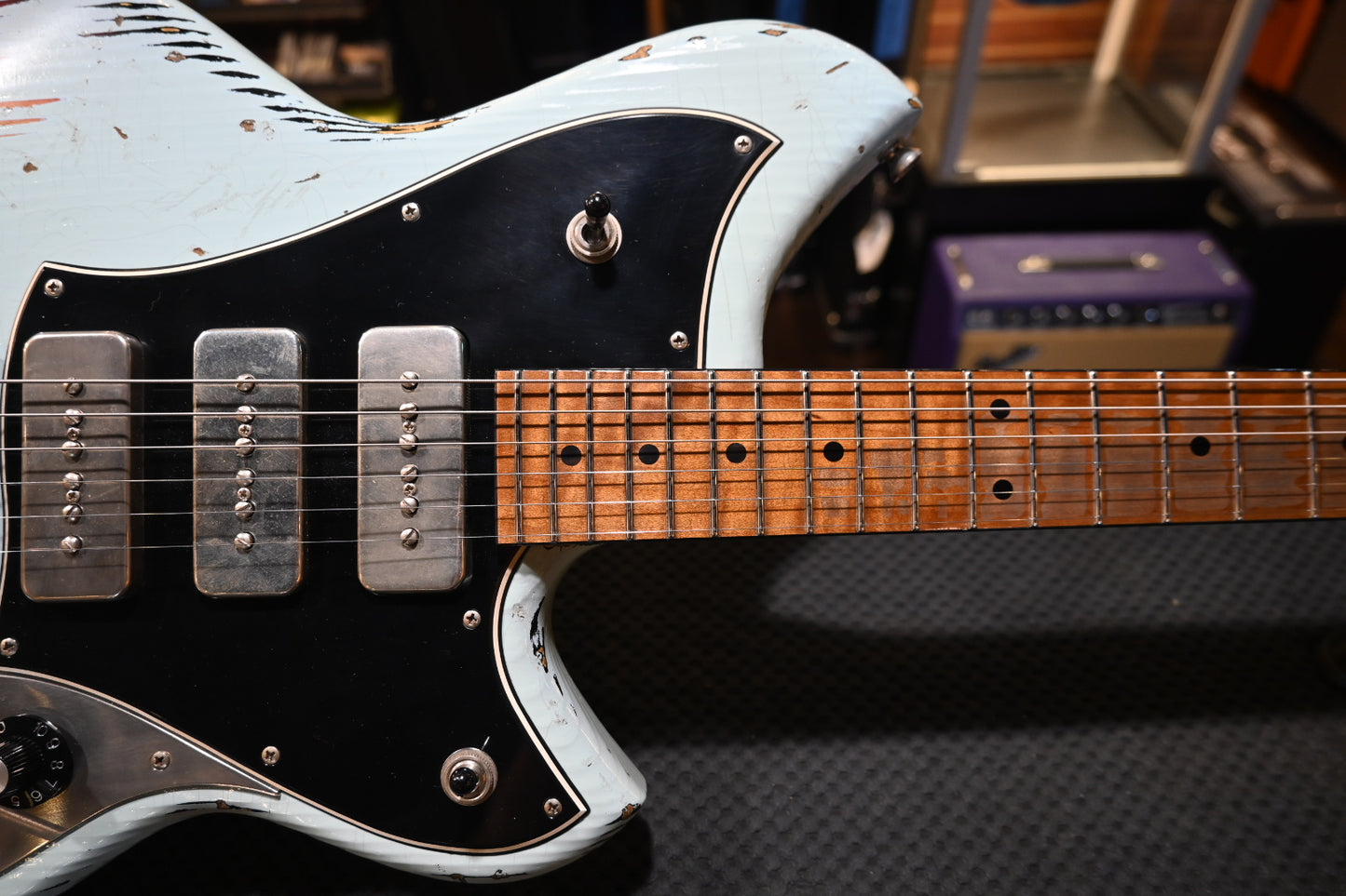 Novo Custom Serus J P3 - Sonic Blue over ‘64 3-Tone Burst Guitar #1439 - Danville Music