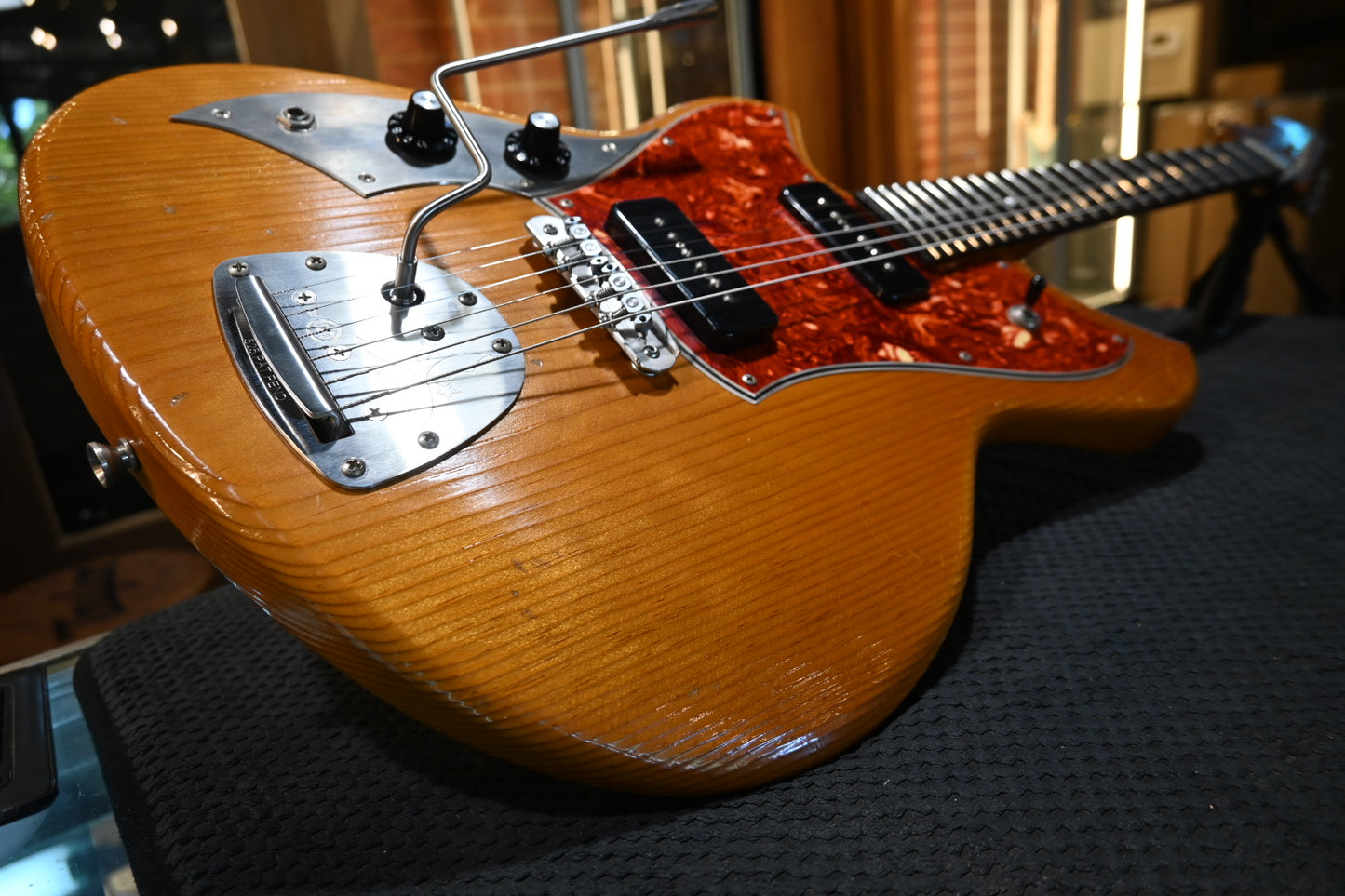 Novo Serus J Left-Handed - Amber Guitar #6792
