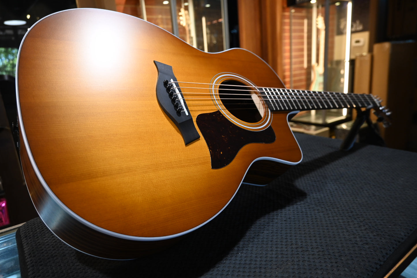 Taylor 214ce Special Edition - Honeyburst Guitar #6467