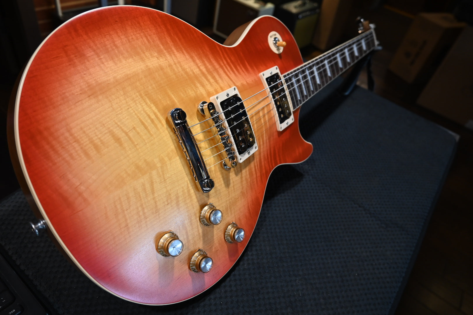 Gibson Les Paul Standard ‘60s Faded - Vintage Cherry Sunburst Guitar #0256