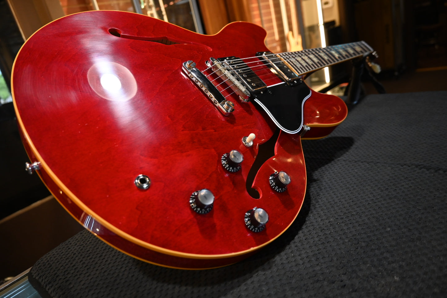 Gibson Custom Shop 1964 ES-335 Reissue VOS - ‘60s Cherry Guitar #0080 - Danville Music