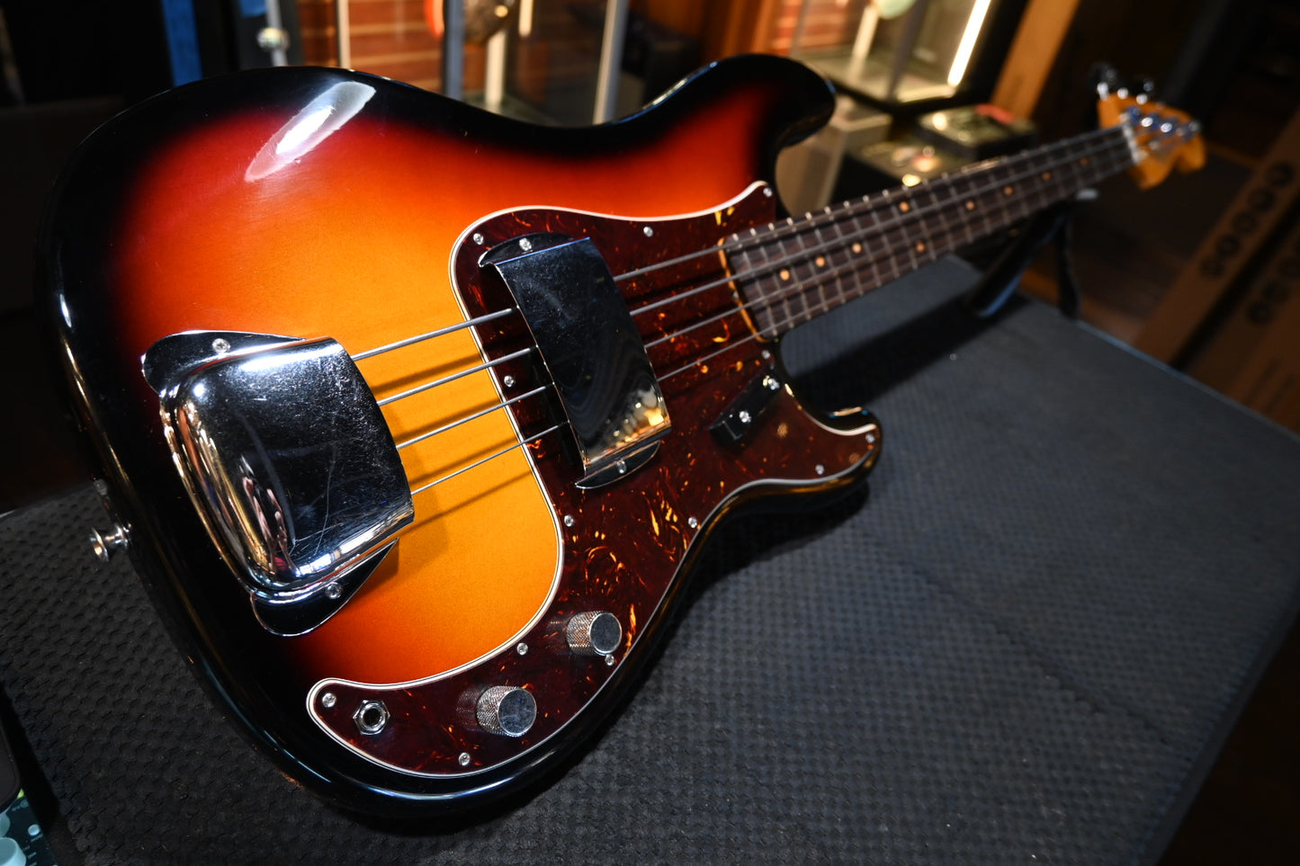 Fender James Jamerson 1962 Precision Bass - 3-Tone Sunburst Bass #0069