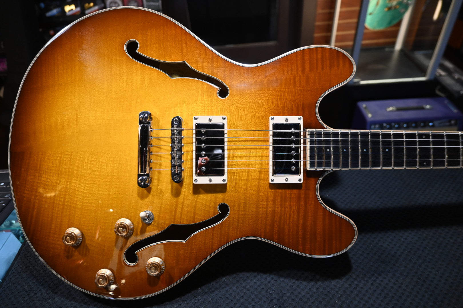 Eastman T186MX - Goldburst Guitar #2564 USED - Danville Music