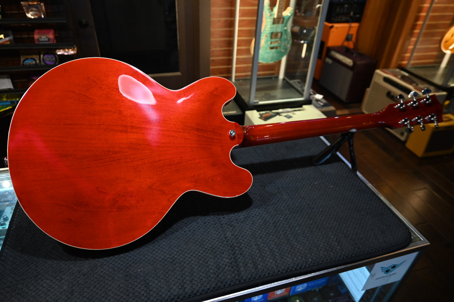 Gibson ES-335 ‘60s - Sixties Cherry Guitar #0105 - Danville Music