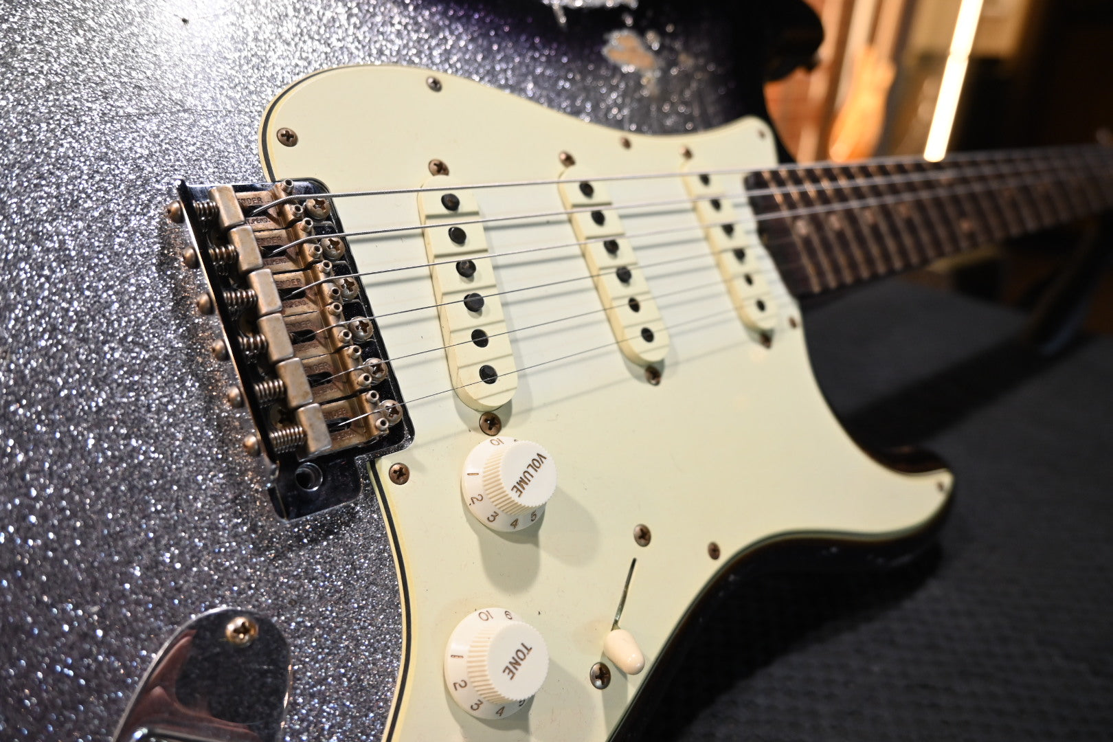 Fender Custom Shop 1959 Stratocaster Heavy Relic - Black Burst on Silver Sparkle Guitar #3950 - Danville Music