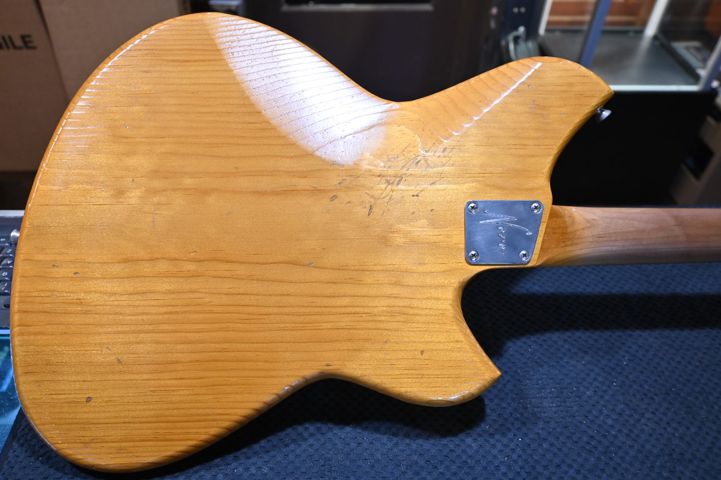 Novo Serus J Left-Handed - Amber Guitar #6792