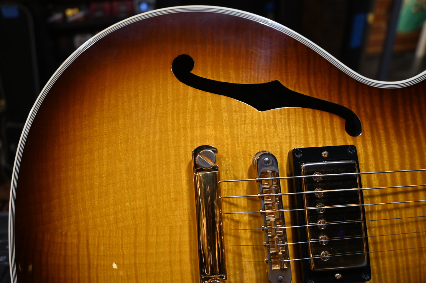 Gibson Les Paul Custom Historic Florentine 2002 - Emberglow Guitar #2058