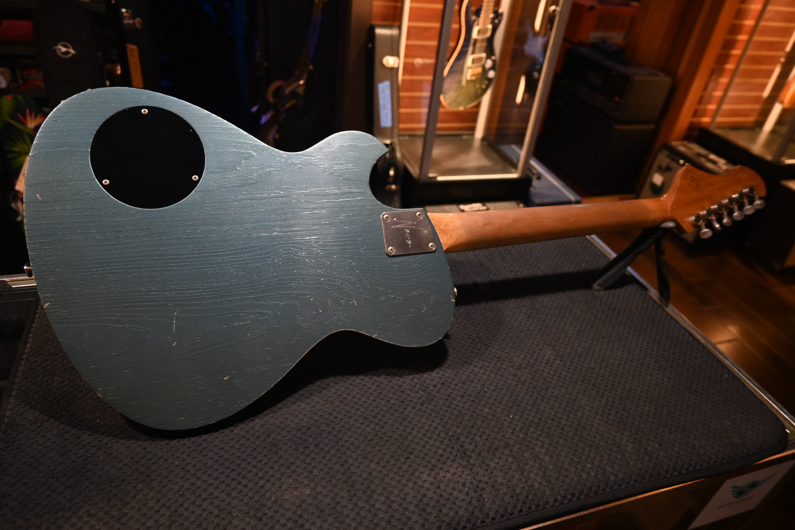 Novo Nucleus Solus H2 - Aged Pelham Blue Guitar #5234 - Danville Music