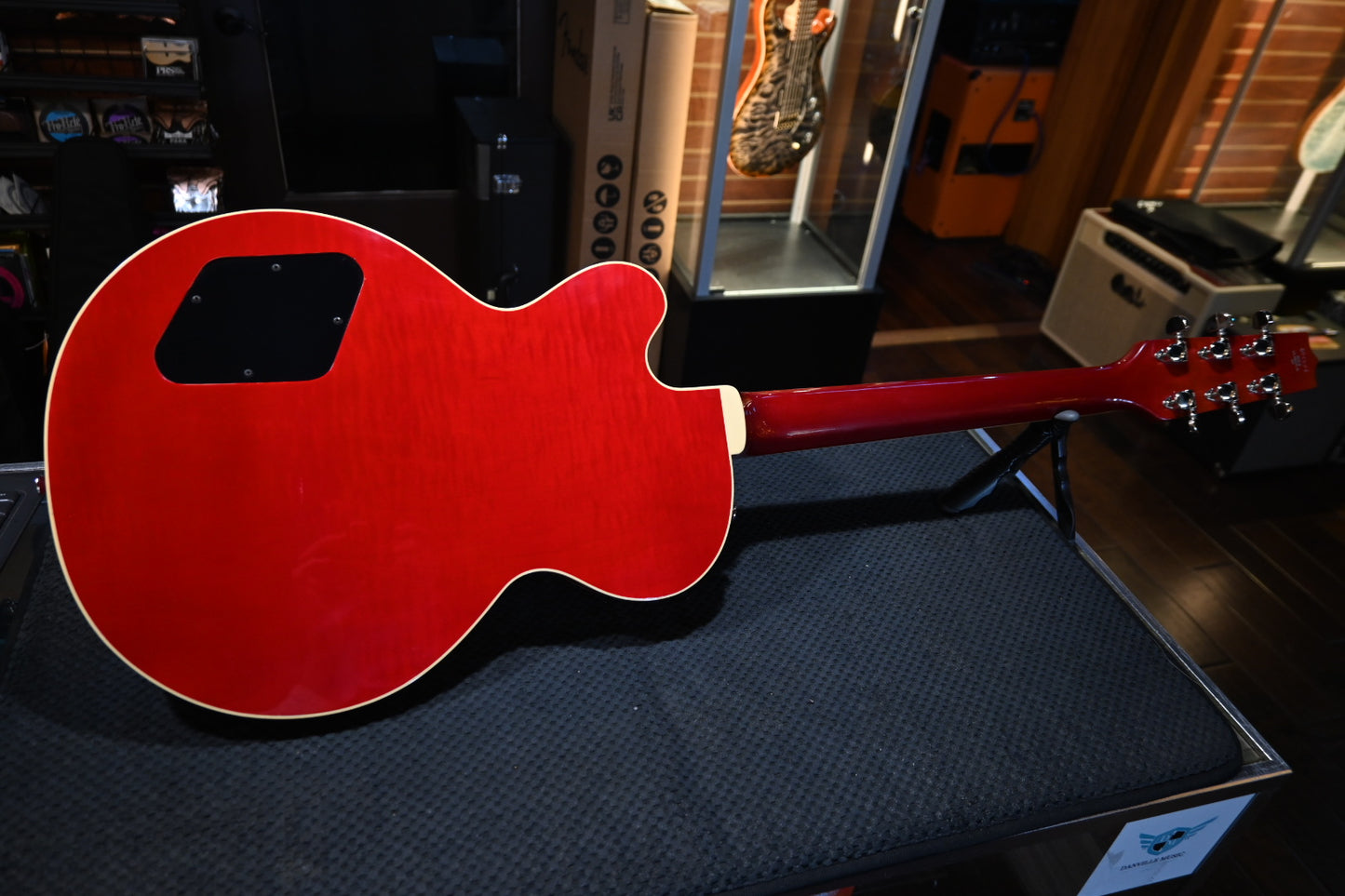 Heritage Millennium 2000 - Vintage Cherry Guitar #6004