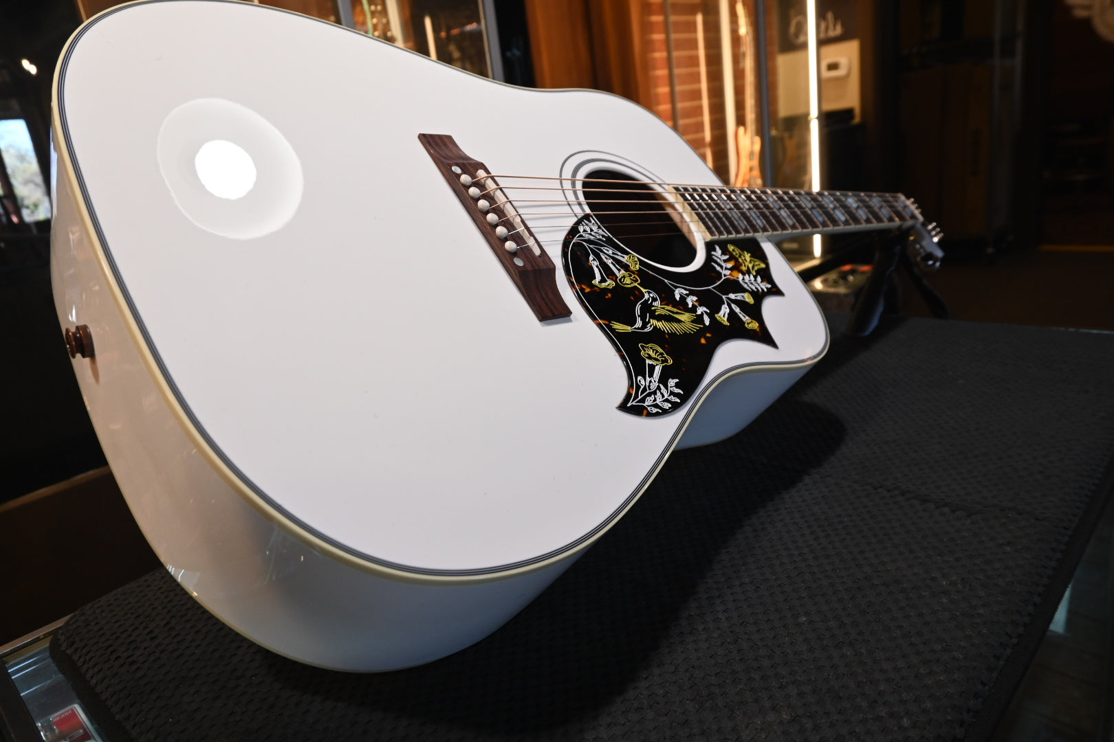 Gibson Custom Shop Hummingbird Maple Alpine White Guitar 5033