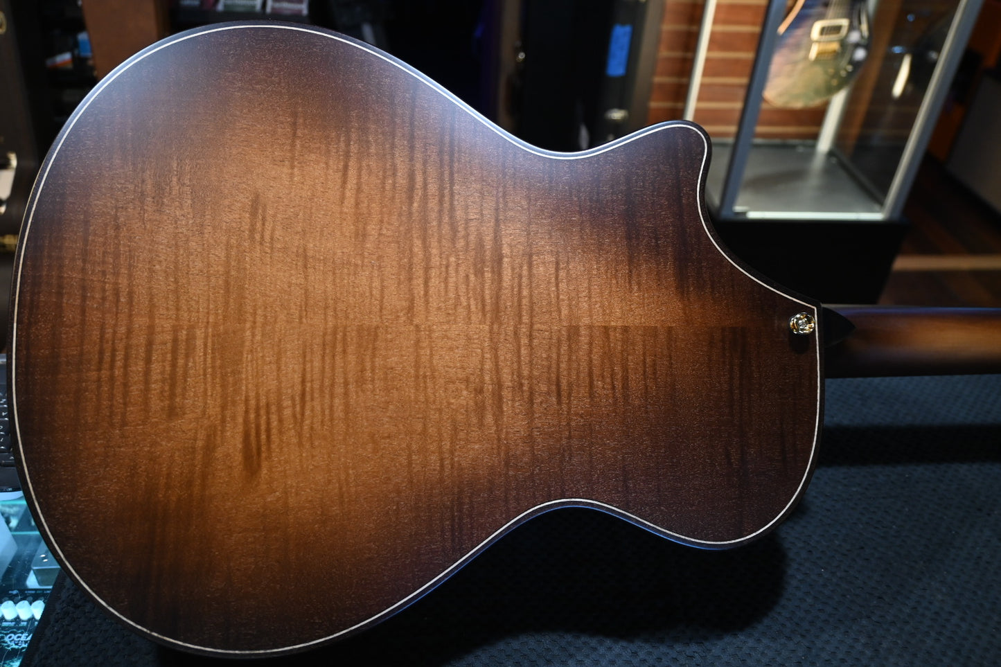 Taylor Builder’s Edition 652ce 2024 - Wild Honey Burst Guitar #4091 - Danville Music