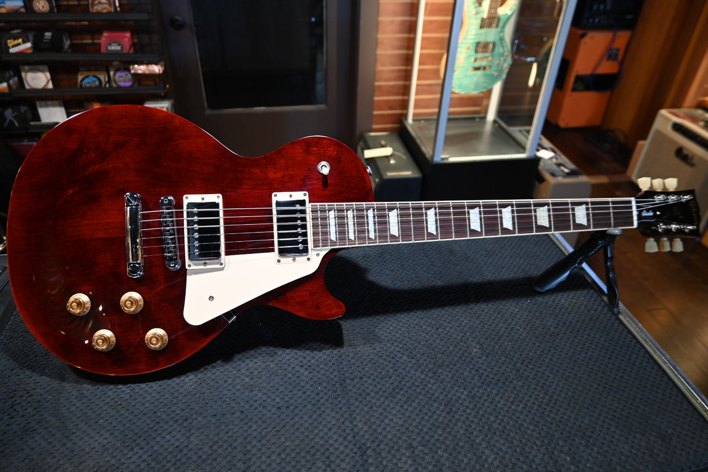 Gibson Les Paul Studio 2024 - Wine Red Guitar #0267 - Danville Music