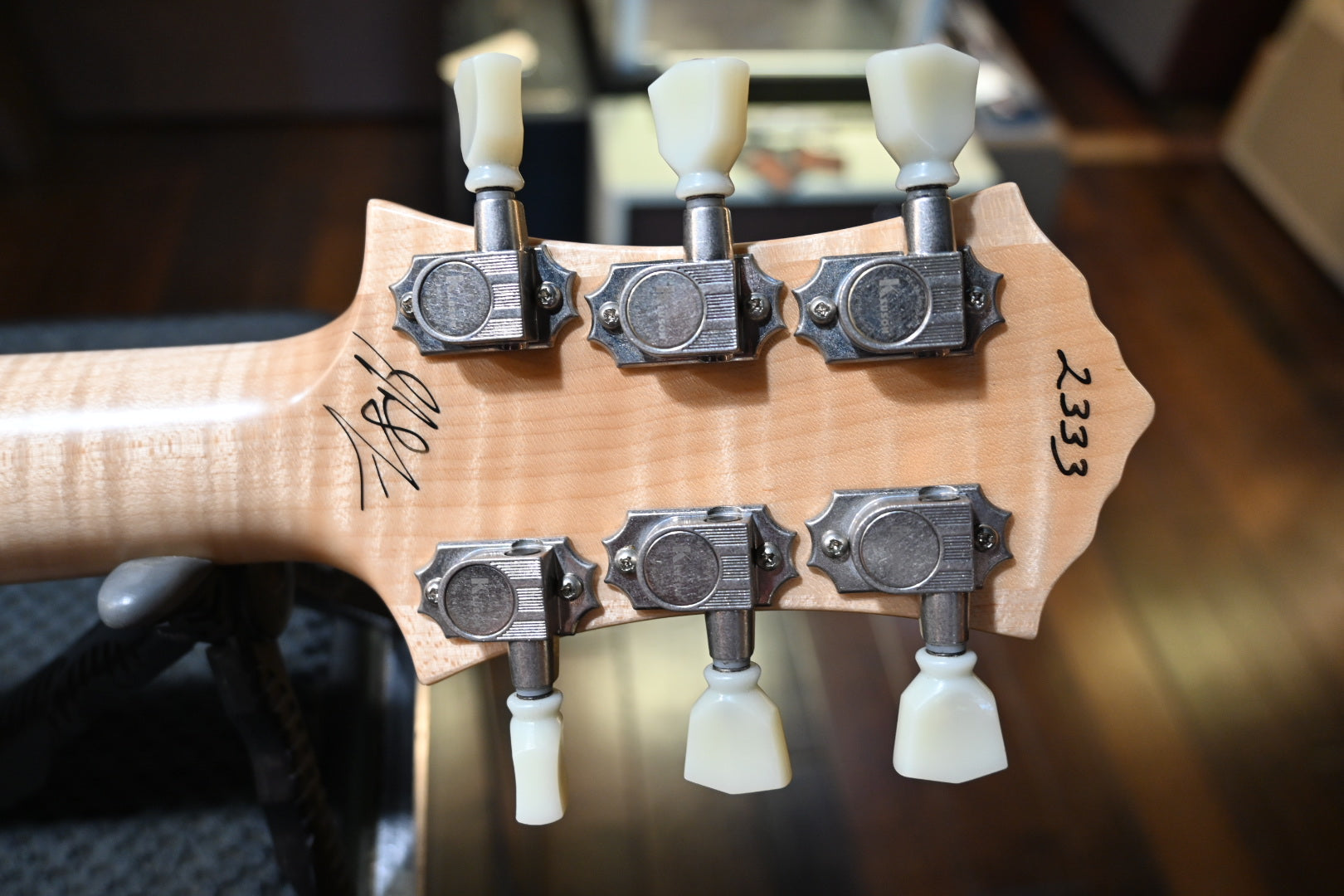 Knaggs Kenai 2025 - Crème Satin Guitar #2333 - Danville Music