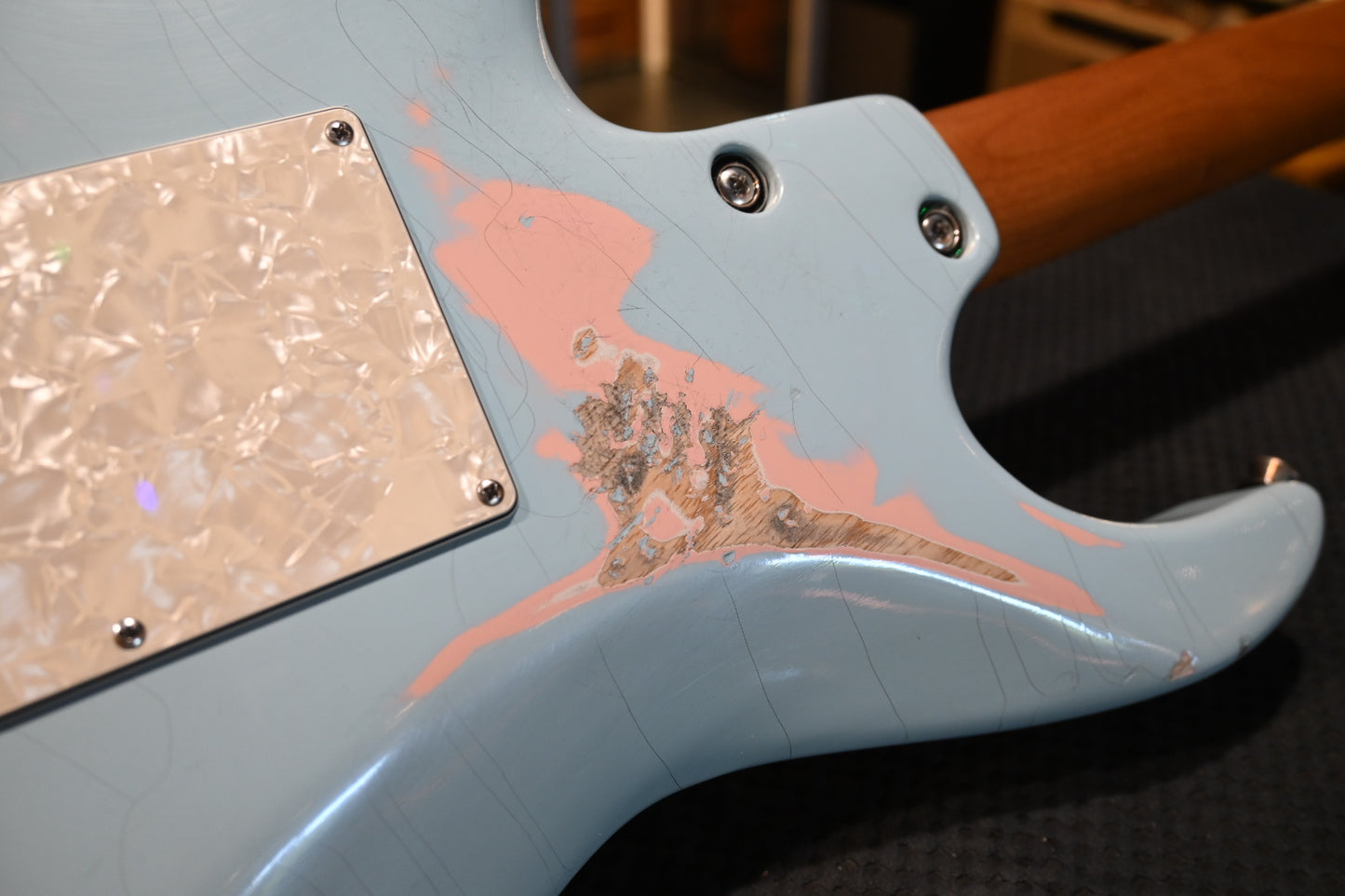 Tom Anderson Guardian Angel Player - Sonic Blue over Shell Pink Guitar #826A