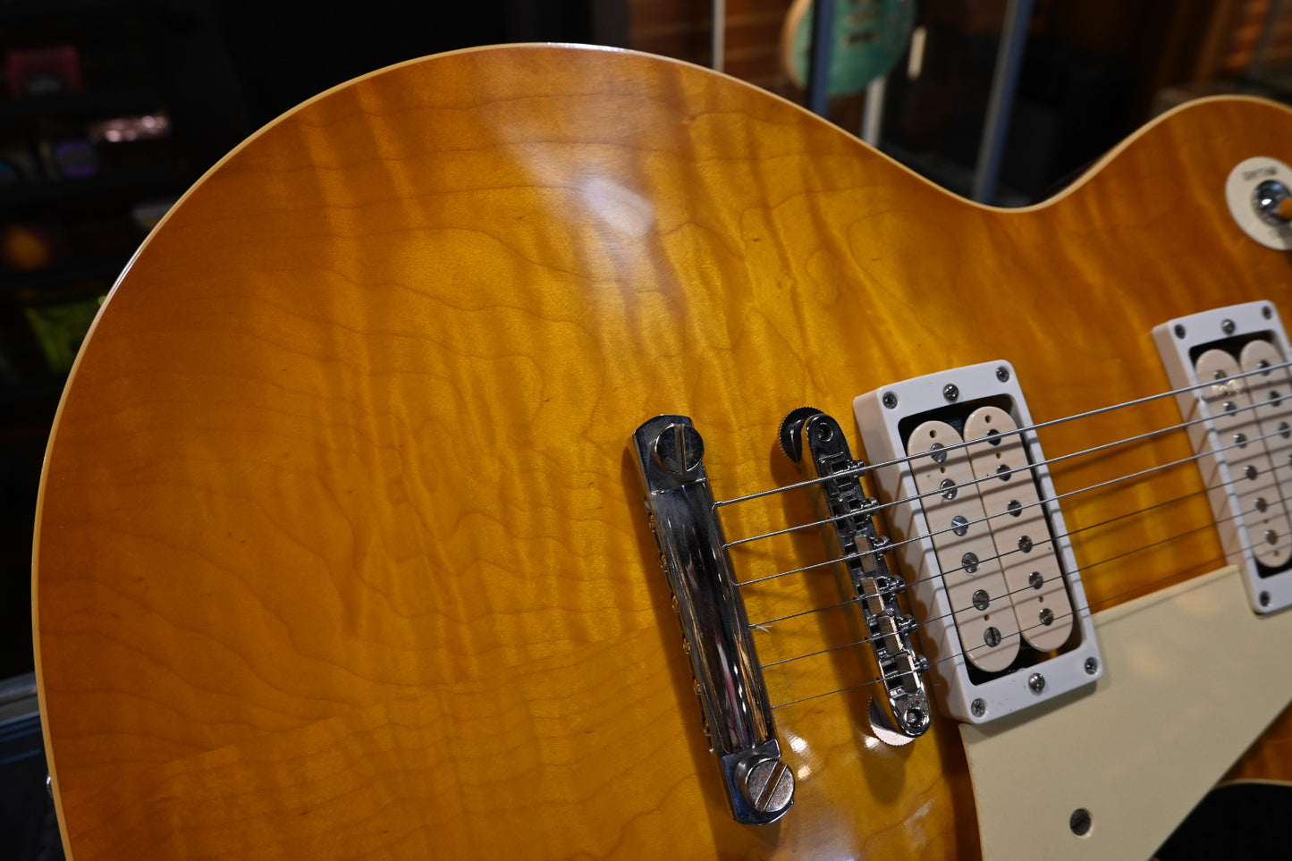 Gibson Custom Shop 1959 Les Paul Standard Reissue BOTB Page 40 VOS - Sunburst Guitar #6702 - Danville Music