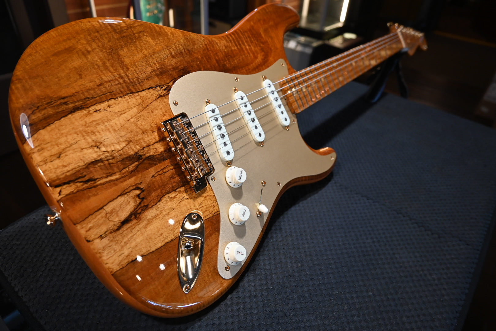 Fender Artisan Stratocaster Figured Koa 2017 - Natural Guitar #1418 - Danville Music