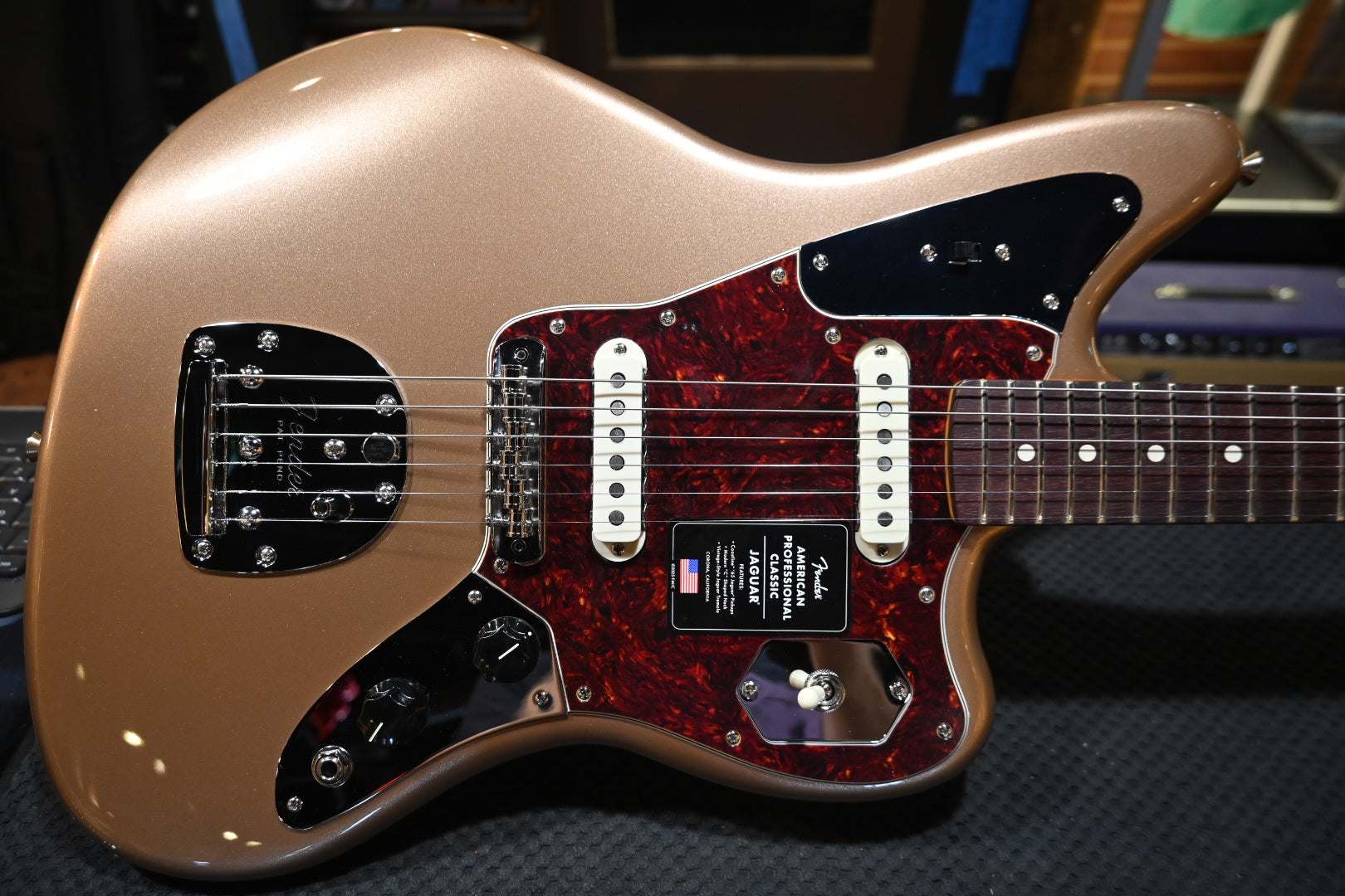 Fender American Professional Classic Jaguar Faded Firemist Gold