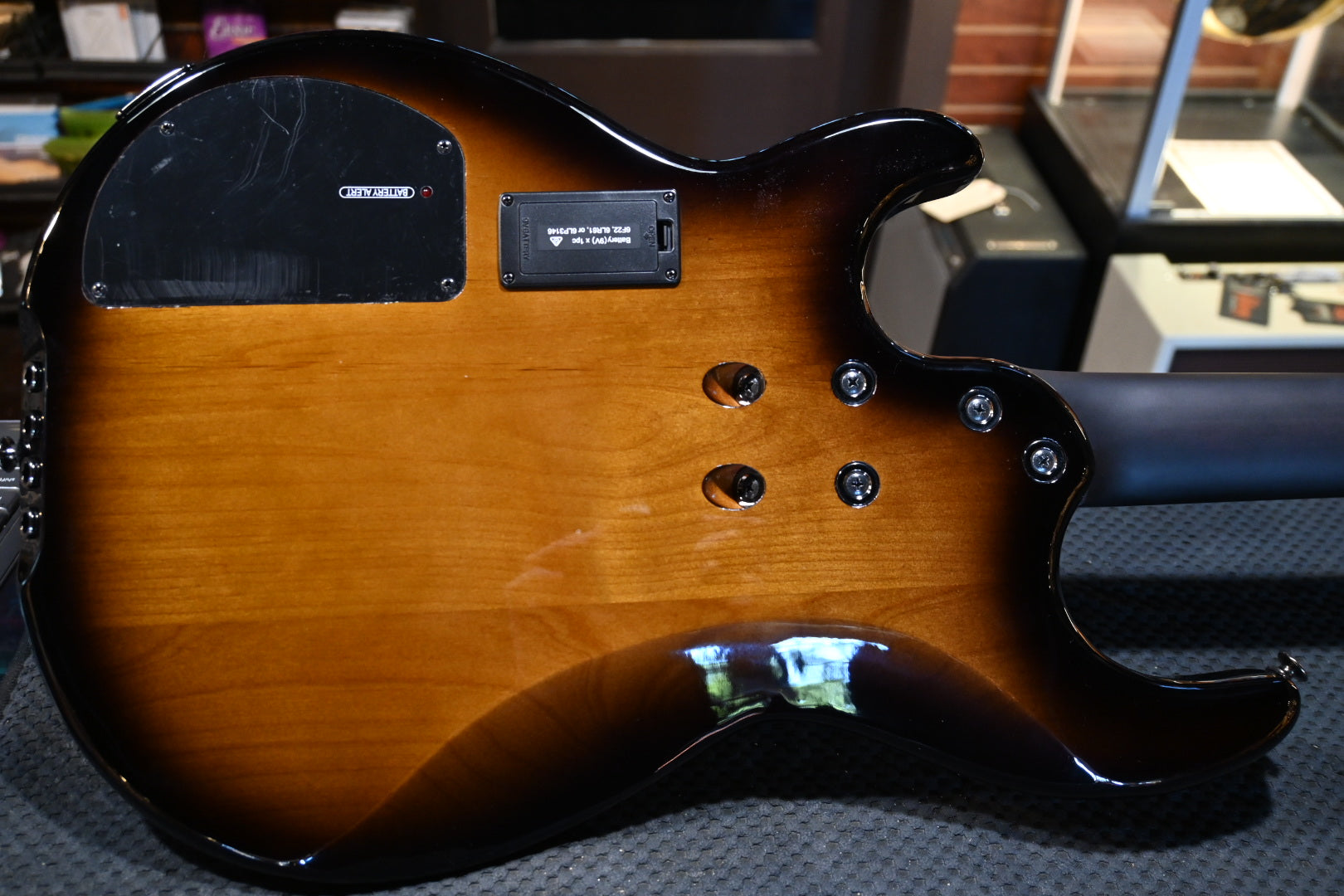 Yamaha BB700A - Dark Coffee Sunburst Bass #3135 - Danville Music