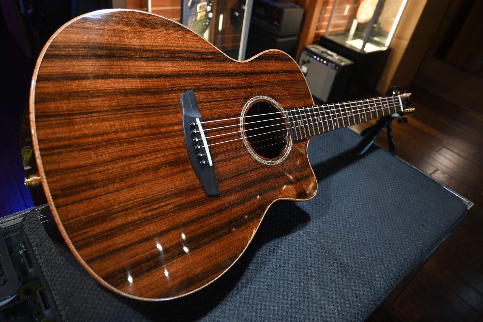 Goodall Concert Jumbo Cutaway 2017 Master Grade Redwood/AAA Cocobolo Guitar #6587 - Danville Music