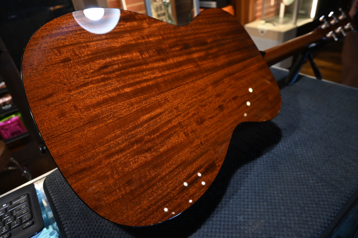 Collings OM1 - Western Shaded Top Guitar #7031