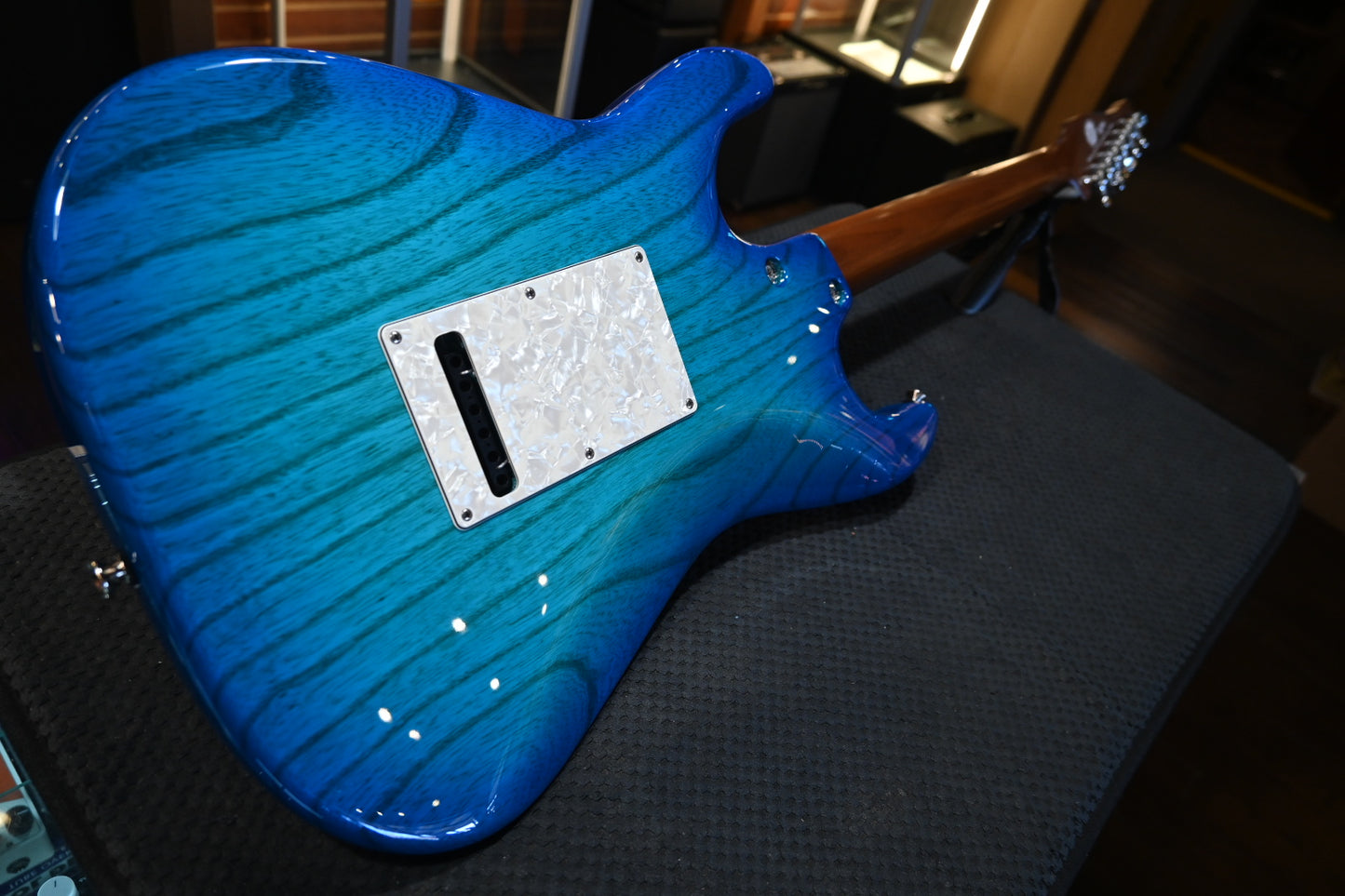 Tom Anderson Icon Classic 2024 - Bora to Transparent Blue Burst Guitar #324A