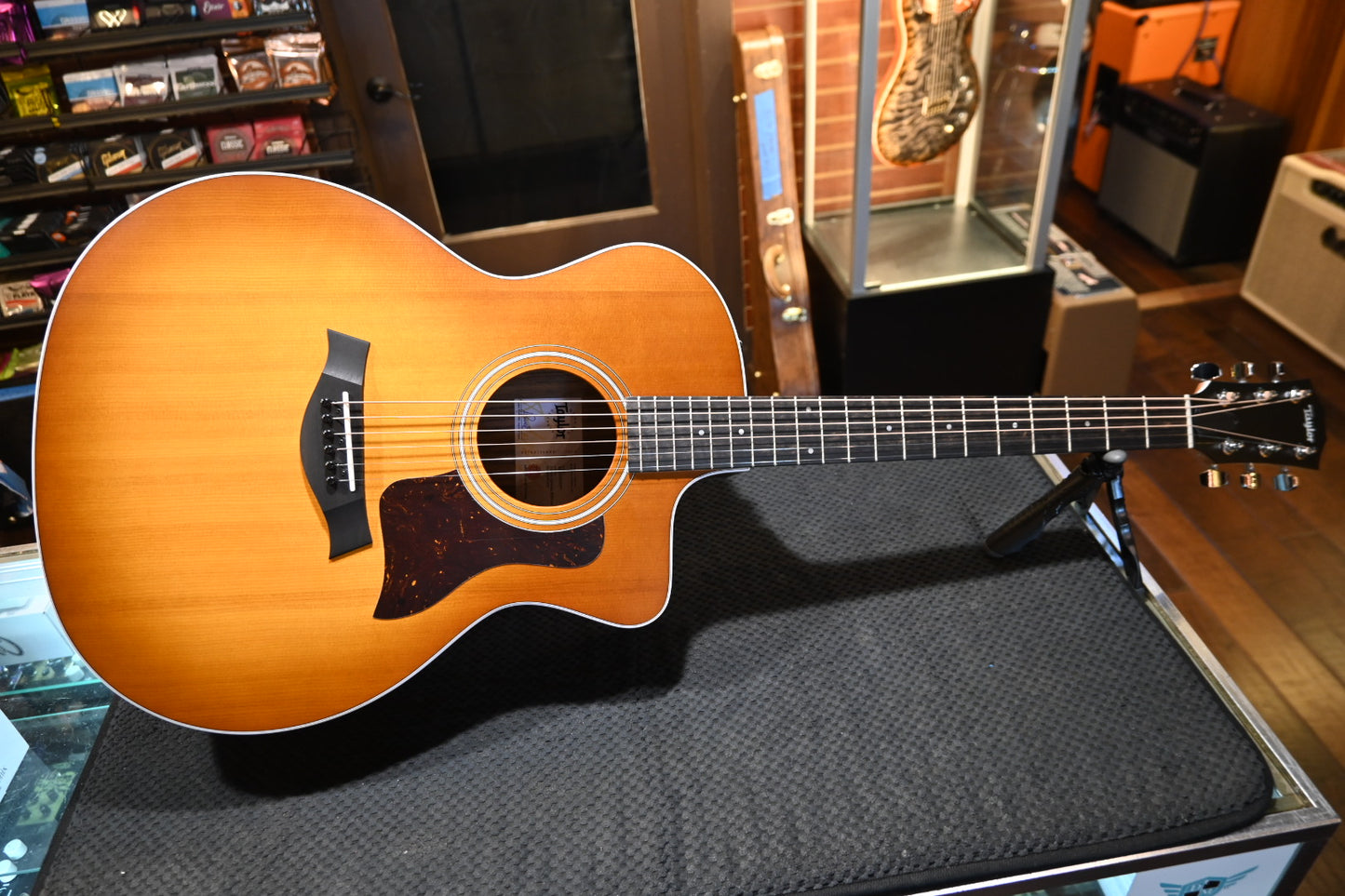 Taylor 214ce Special Edition - Honeyburst Guitar #6467