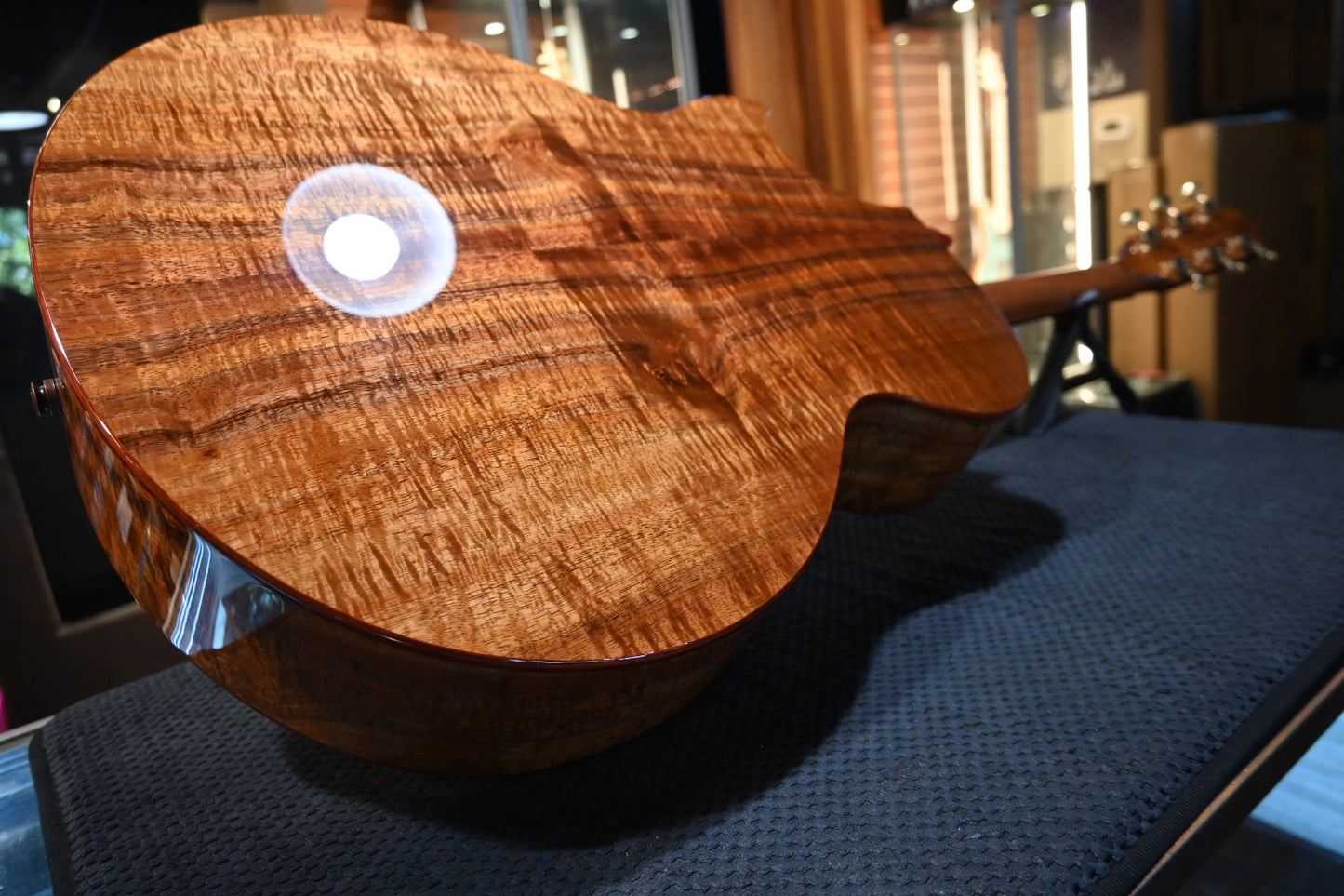 Taylor Custom Jumbo Koa/Koa Catch #6 - Natural Guitar #6092