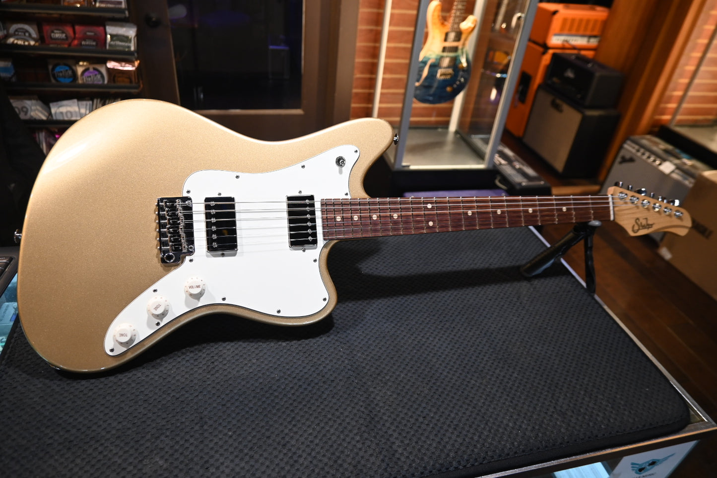Suhr Classic JM HH Gotoh 510 - Gold Guitar #2237 - Danville Music