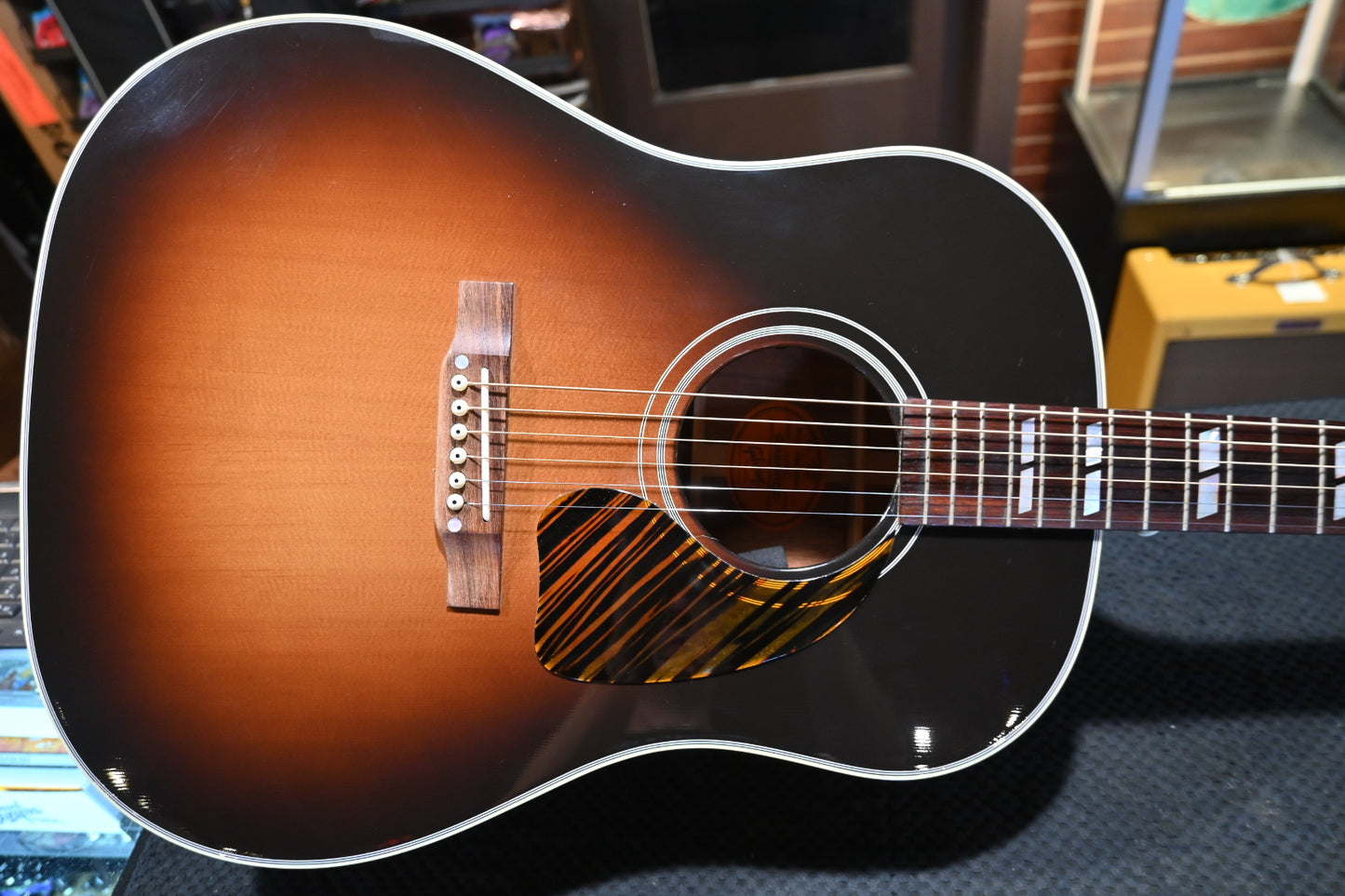 Gibson Wood Guthrie Southern Jumbo 2012 - Vintage Sunburst Guitar #2031