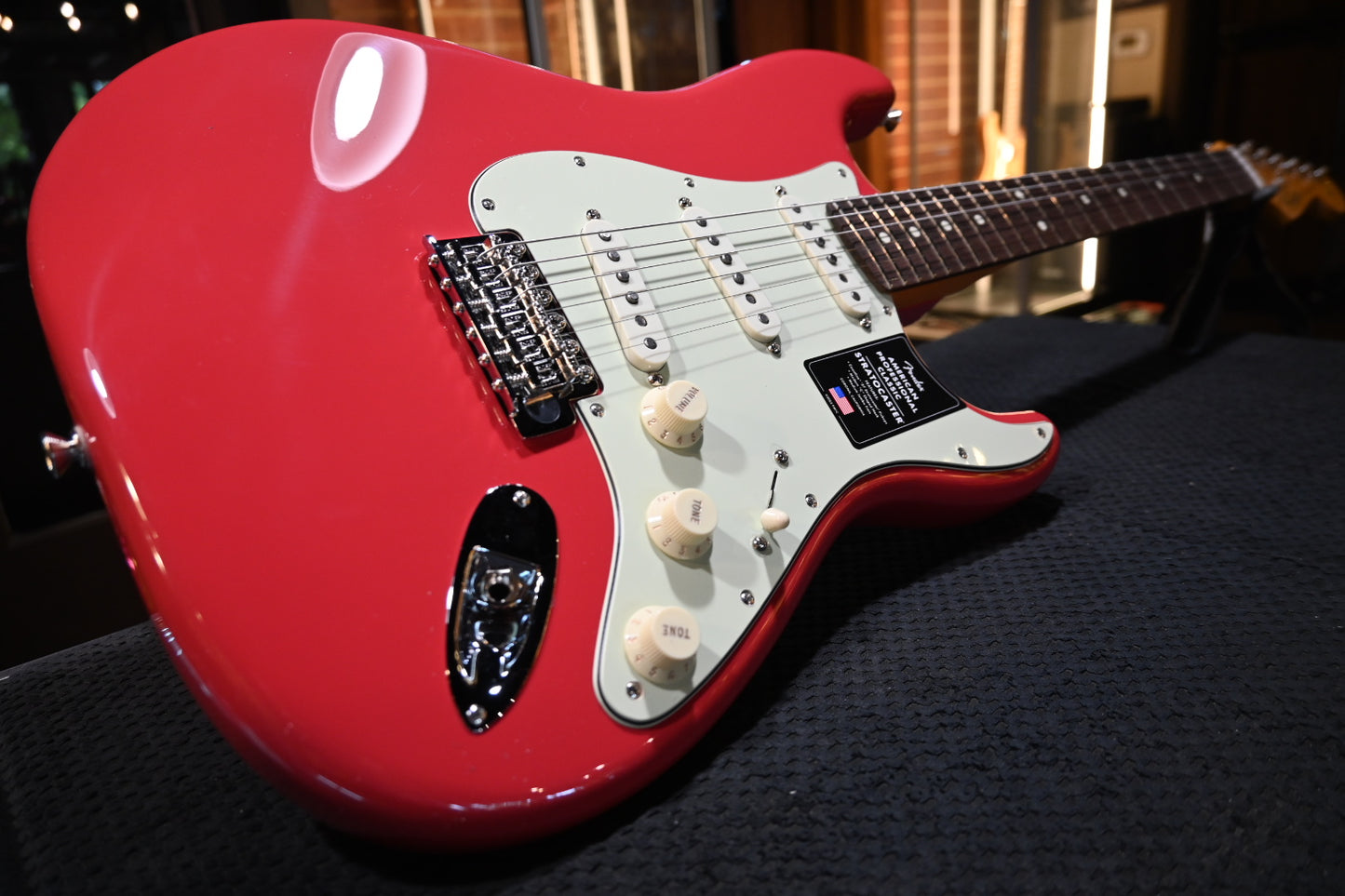 Fender American Professional Classic Stratocaster - Faded Dakota Red Guitar #1302