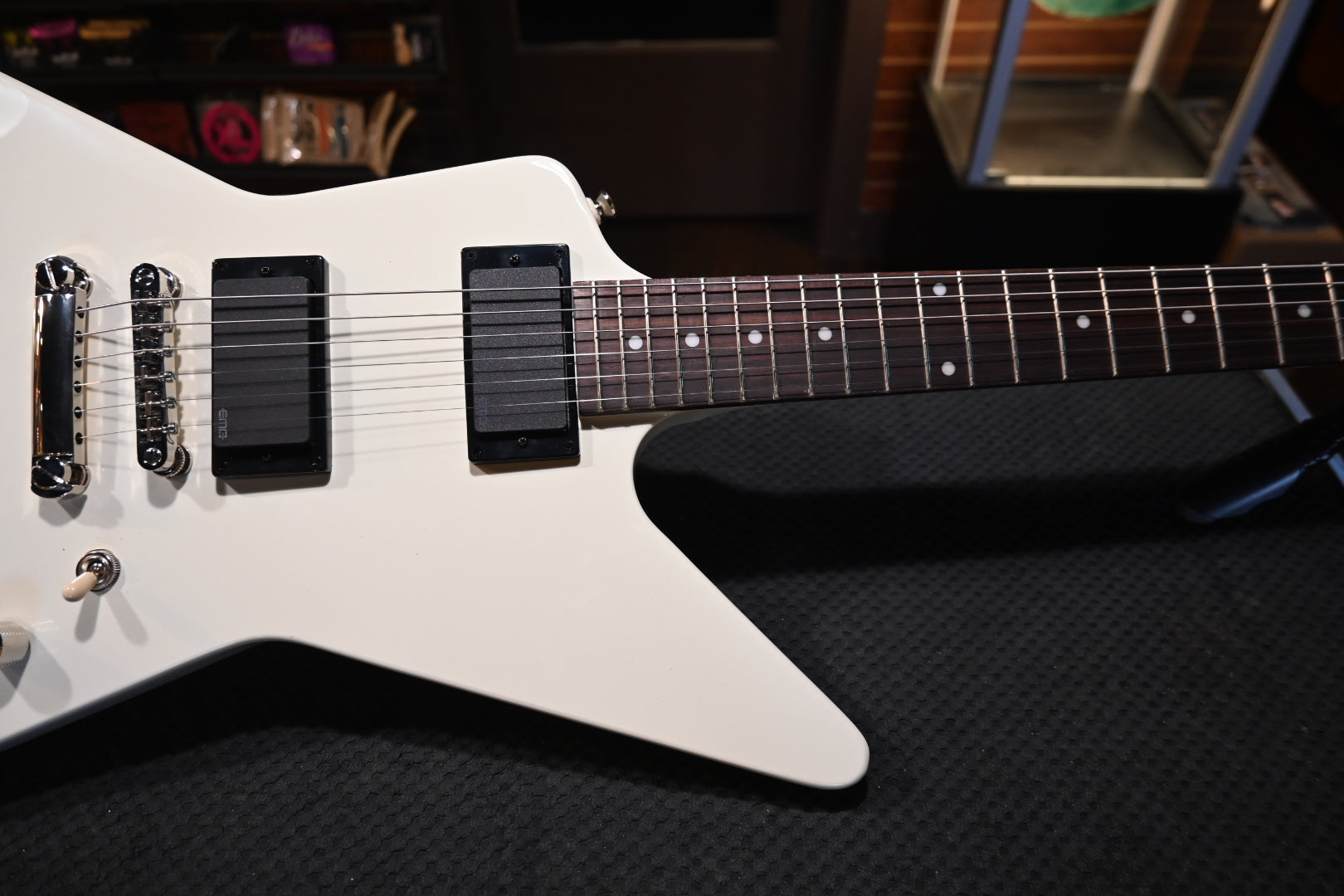 Epiphone Explorer ‘80s EMG - Classic White Guitar #1439 - Danville Music