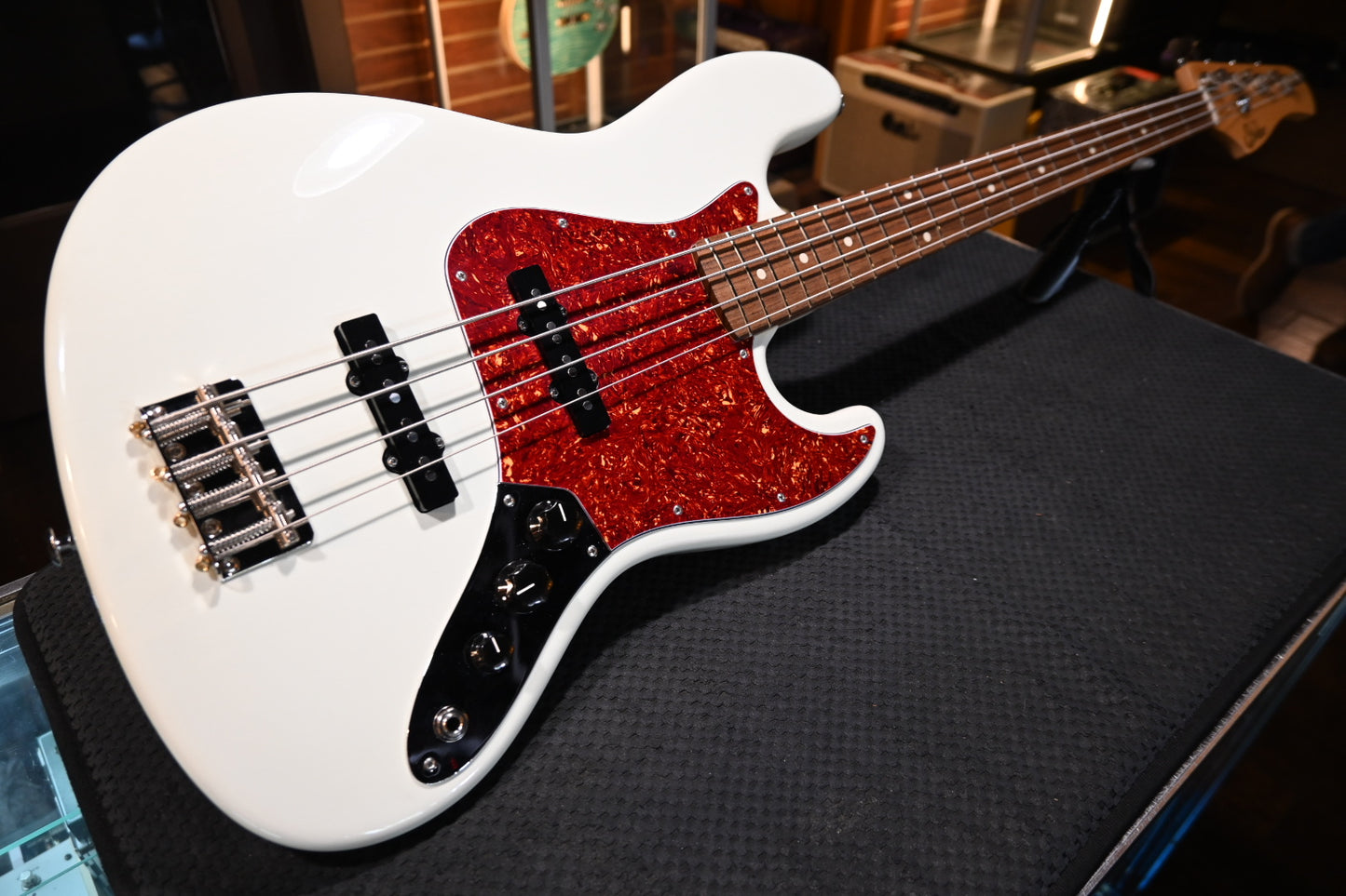 Suhr Classic J Antique - Olympic White Bass #0504 USED - Danville Music