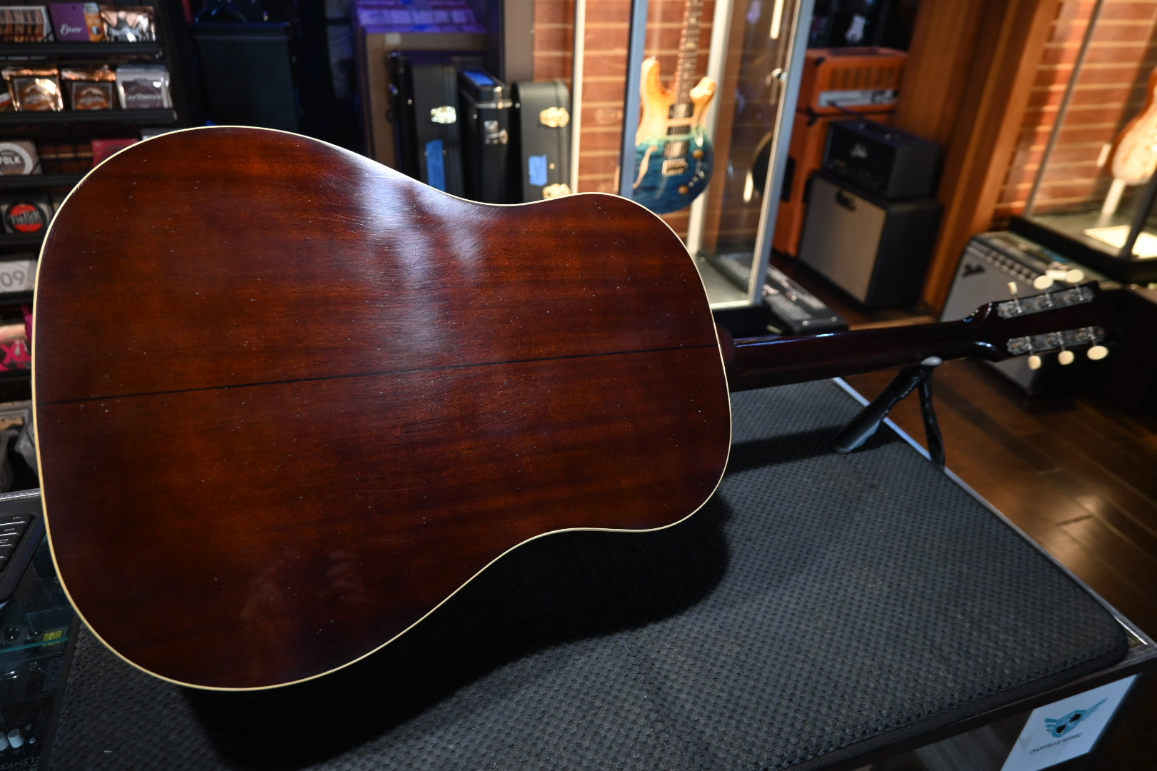 Gibson Custom Shop 1942 Banner J-45 Heavy Aged - Vintage Sunburst Guitar #5016 - Danville Music
