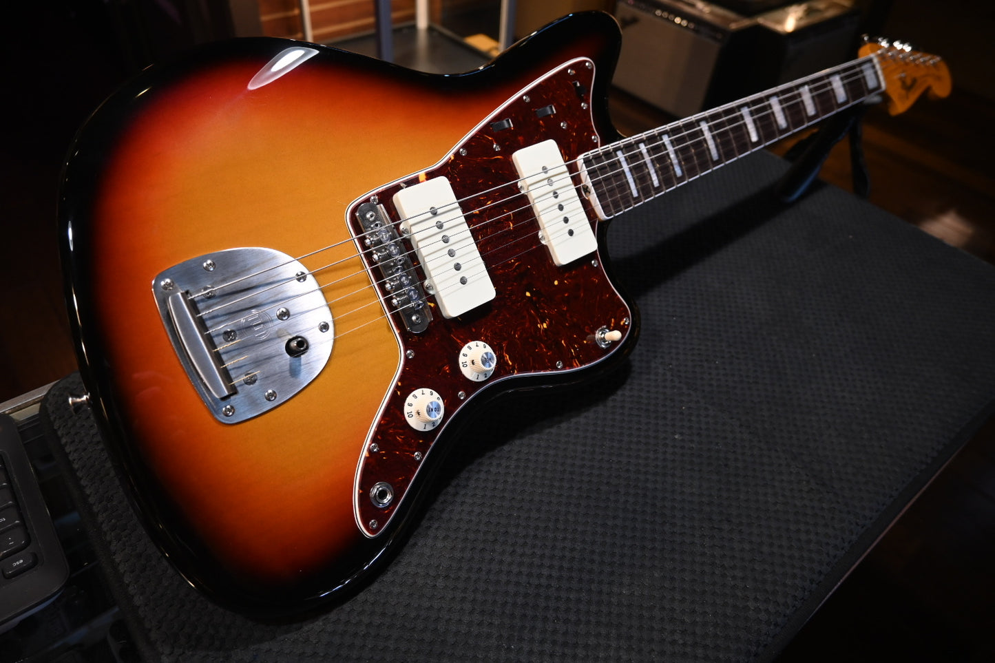 Fender American Vintage II 1966 Jazzmaster Mastery Bridge - 3-Color Sunburst Guitar #2784 PRE-OWNED - Danville Music