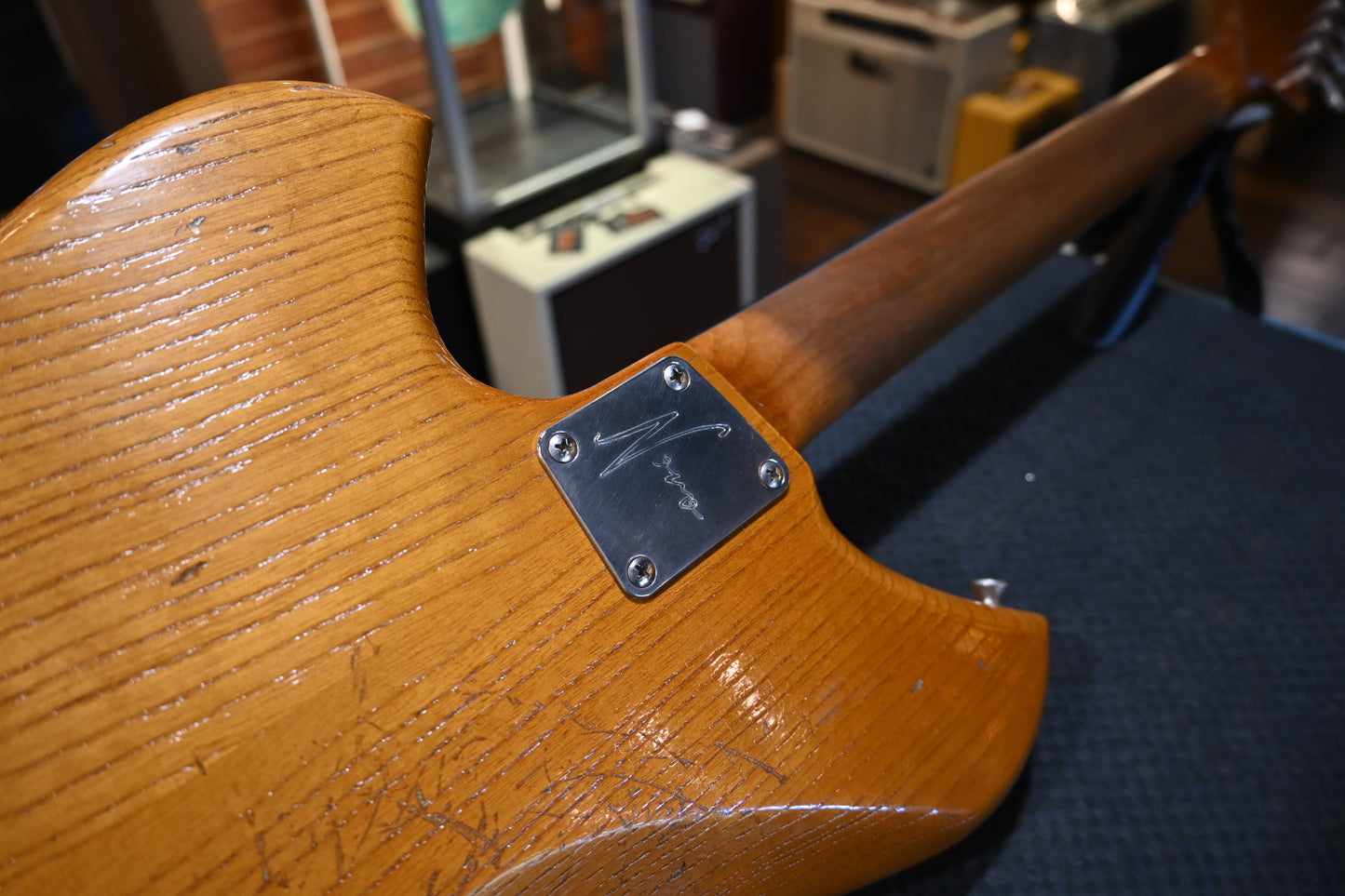 Novo Maple Top Miris JHH LTD - Amber Guitar #6531 - Danville Music