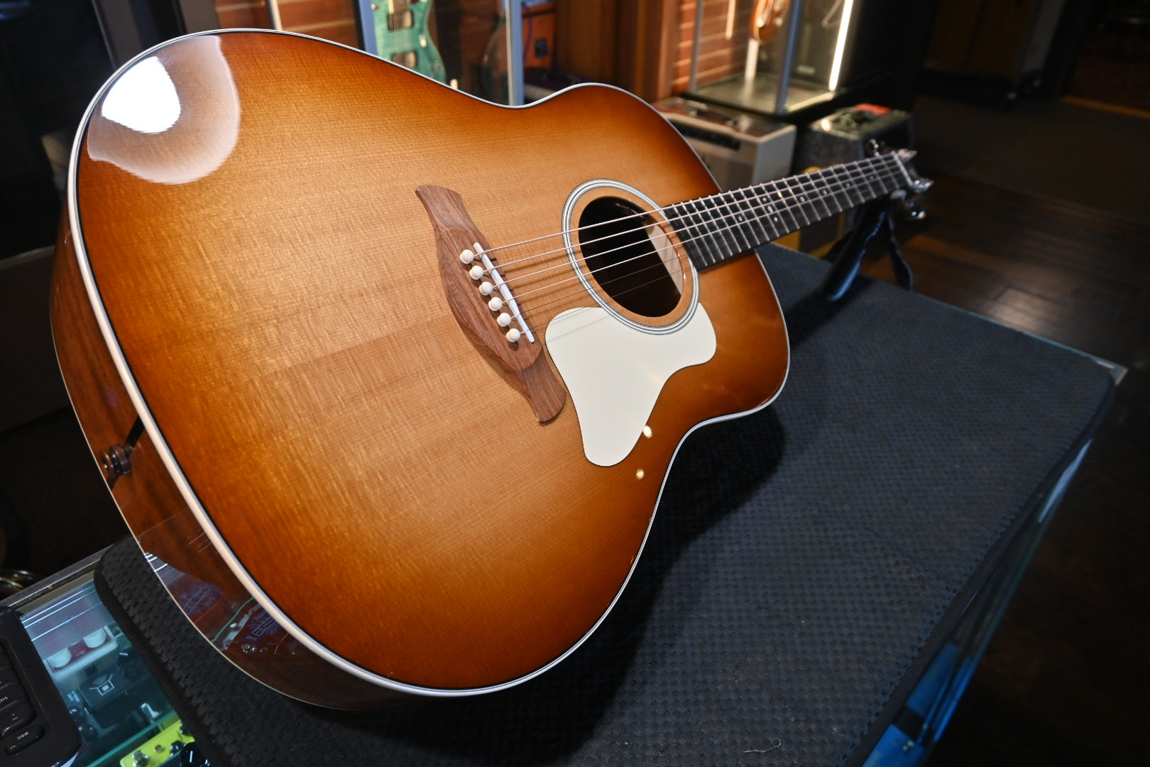 Taylor Gold Label 517e - Sunburst Guitar #5034 - Danville Music