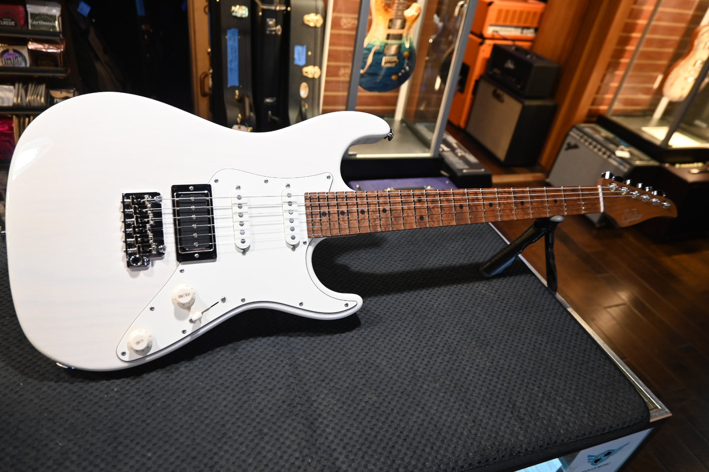 Suhr Pete Thorn Signature Series Traditional 90 - Trans White Guitar #9364 - Danville Music