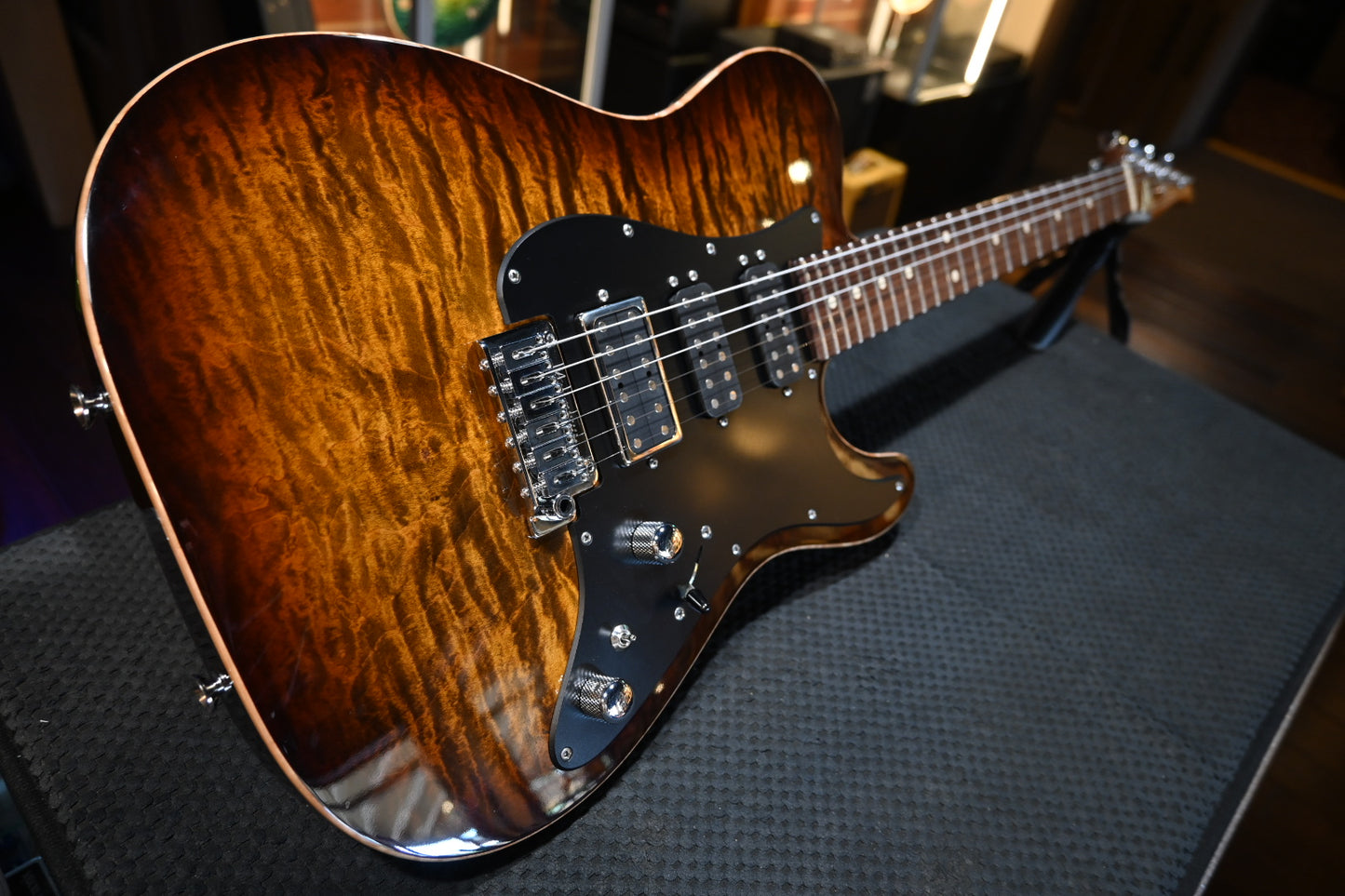 Tom Anderson Drop Mongrel Shorty Hollow 2015 - Tiger Eye Burst Guitar #215A