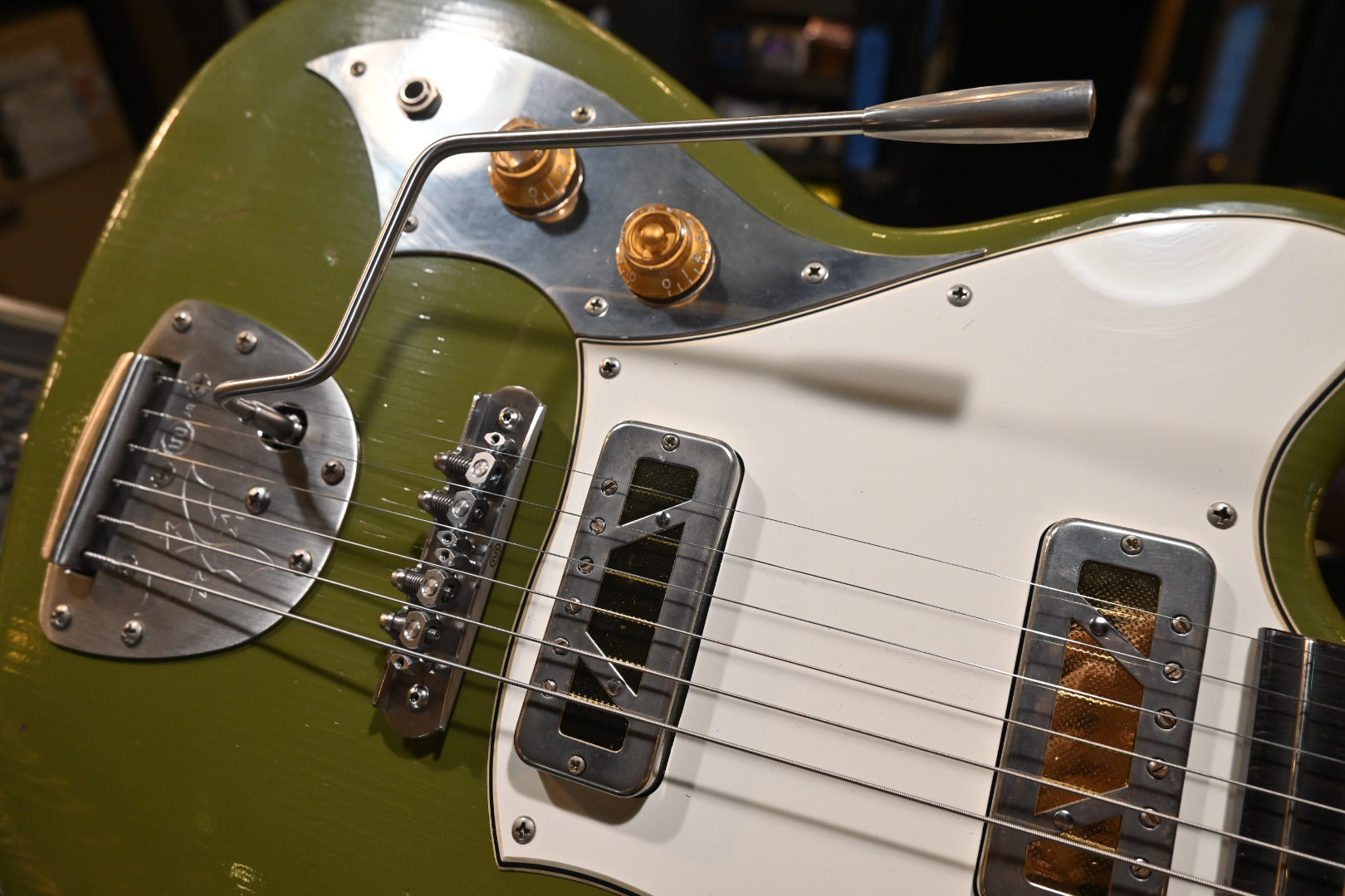 Novo Custom Serus J Left-Handed - Uffington Green Guitar #1403 - Danville Music
