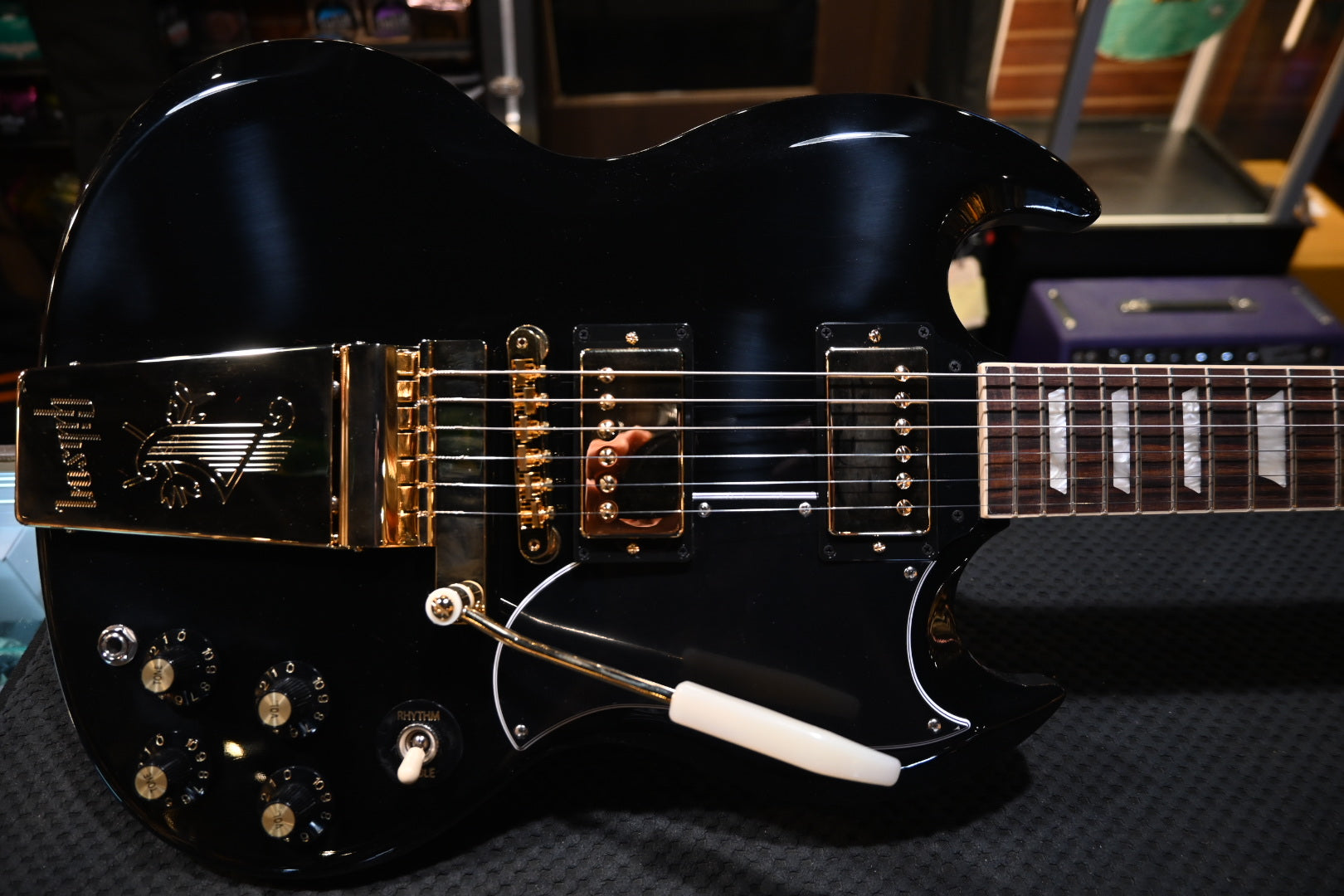 Gibson SG Standard '61 Maestro Vibrola T-Type Limited Run Ebony