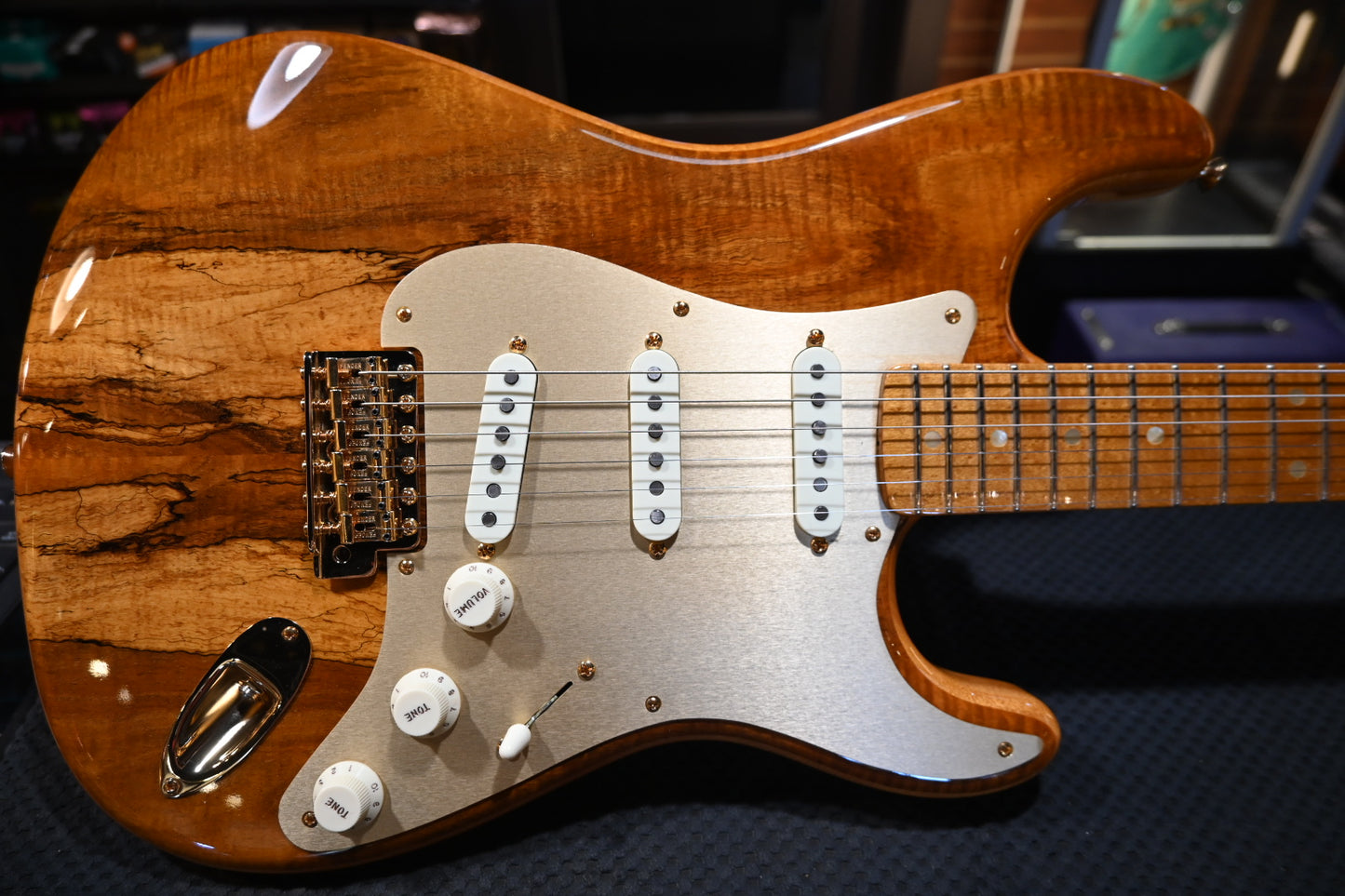 Fender Artisan Stratocaster Figured Koa 2017 - Natural Guitar #1418 - Danville Music