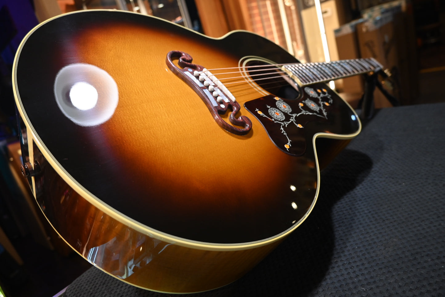 Gibson SJ-200 Original - Vintage Sunburst Guitar #4025