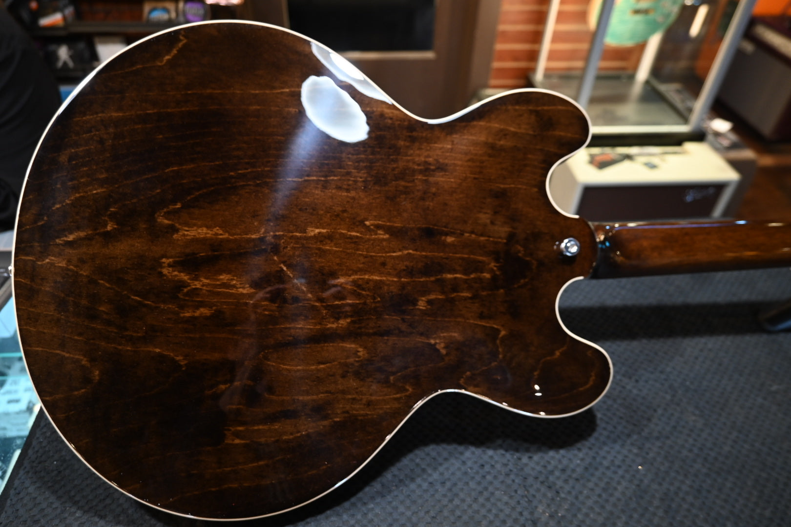 Gibson ES-335 ‘60s - Dark Walnut Guitar #0114 - Danville Music