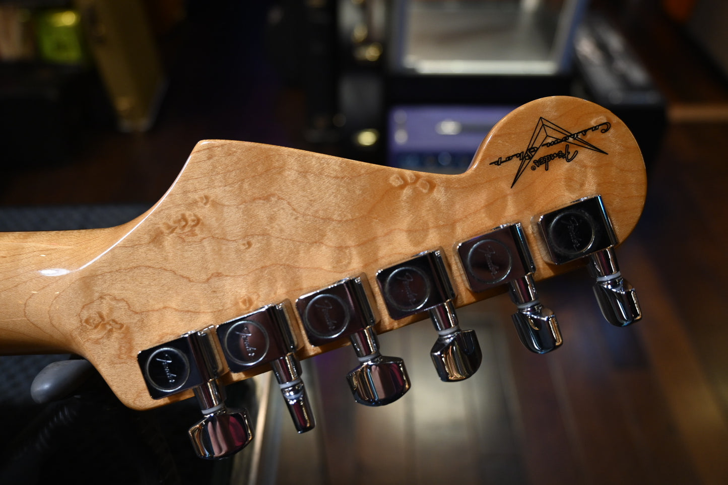 Fender Custom Shop Custom DLX Stratocaster 2009 - Chocolate 3-Tone Sunburst Guitar #3314